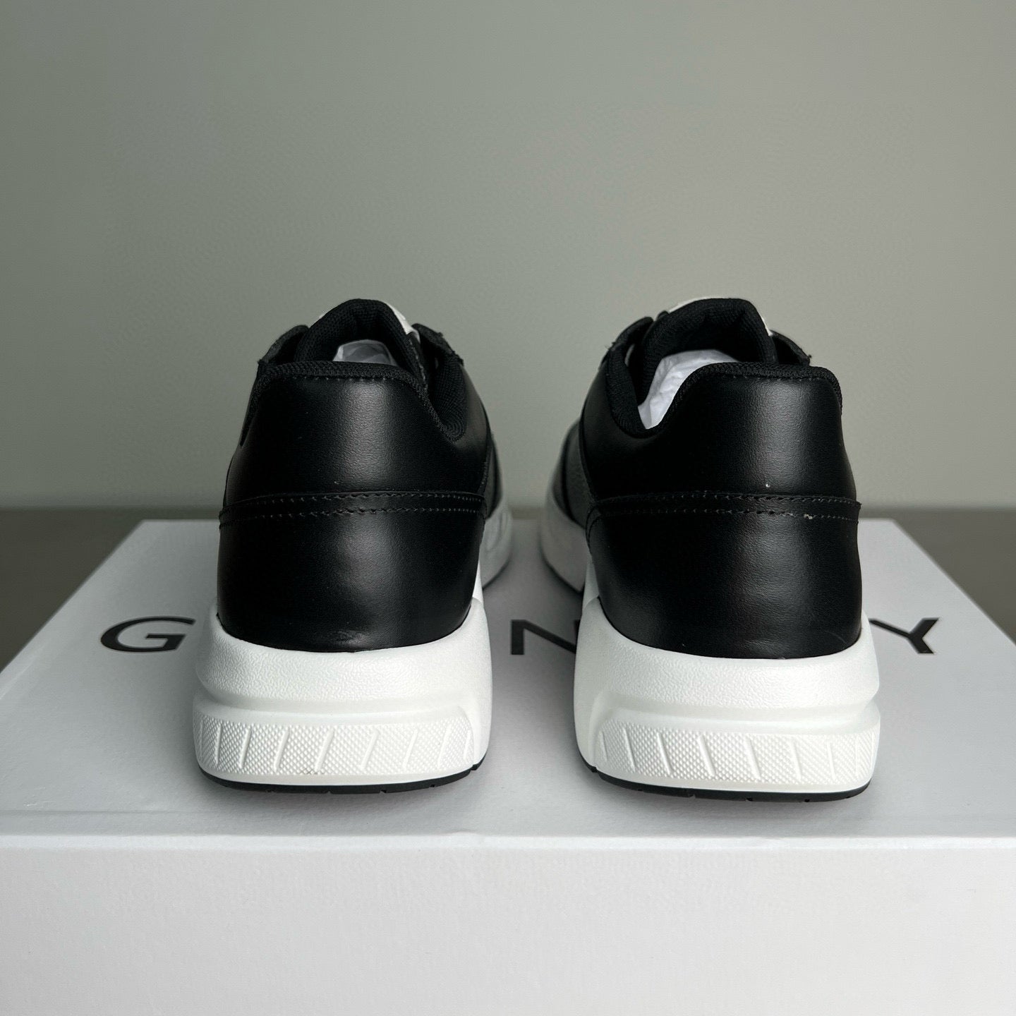 Givenchy Sneakers
