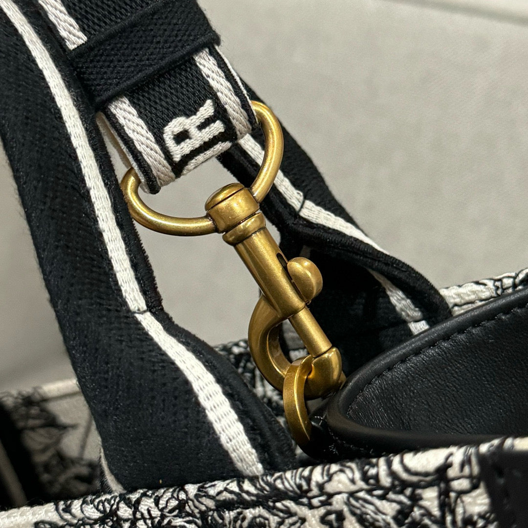 Dior Tote Bag
