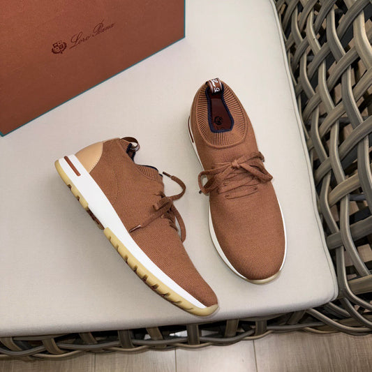 LP Sneakers