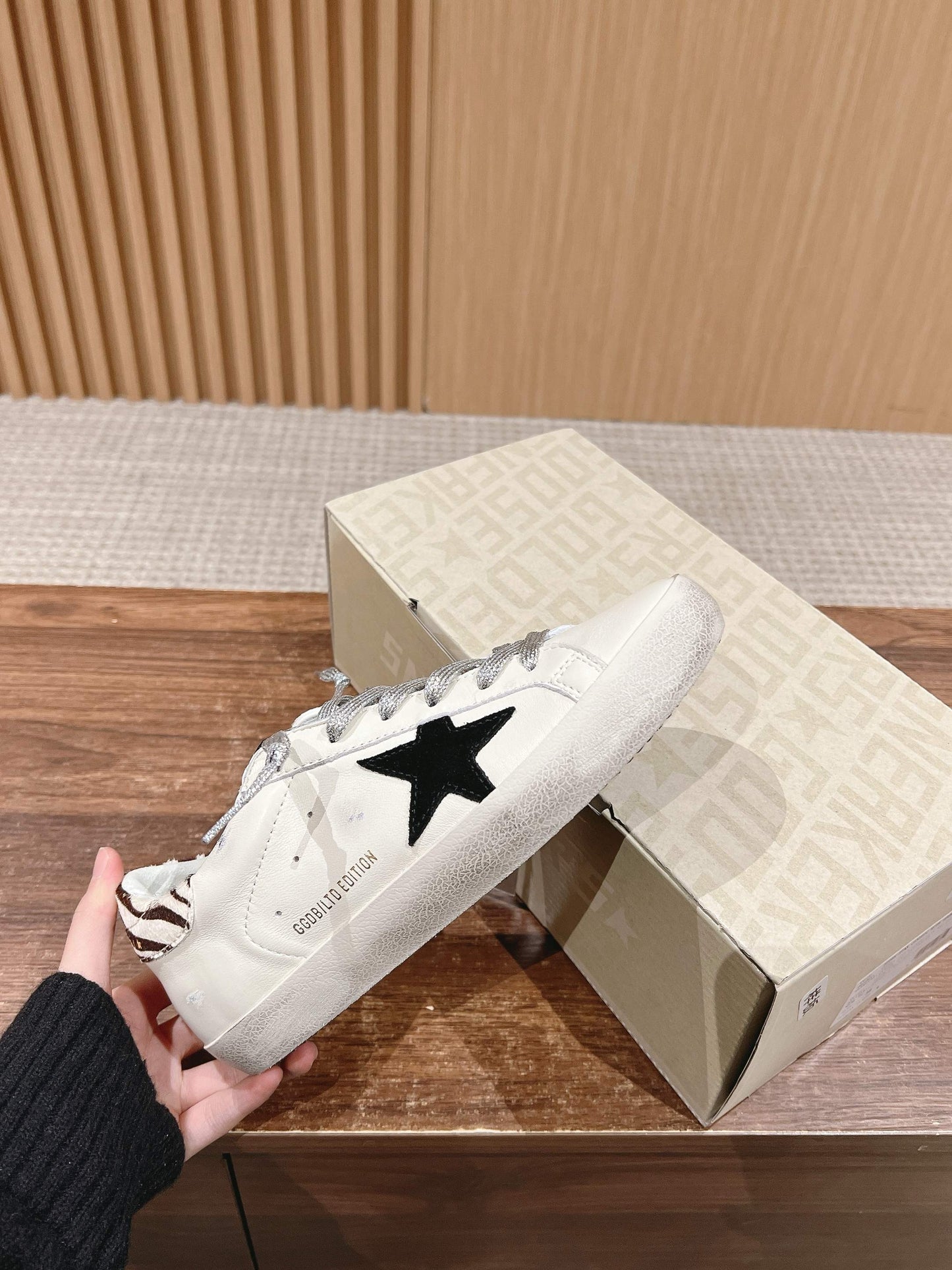 Golden Goose Sneaker