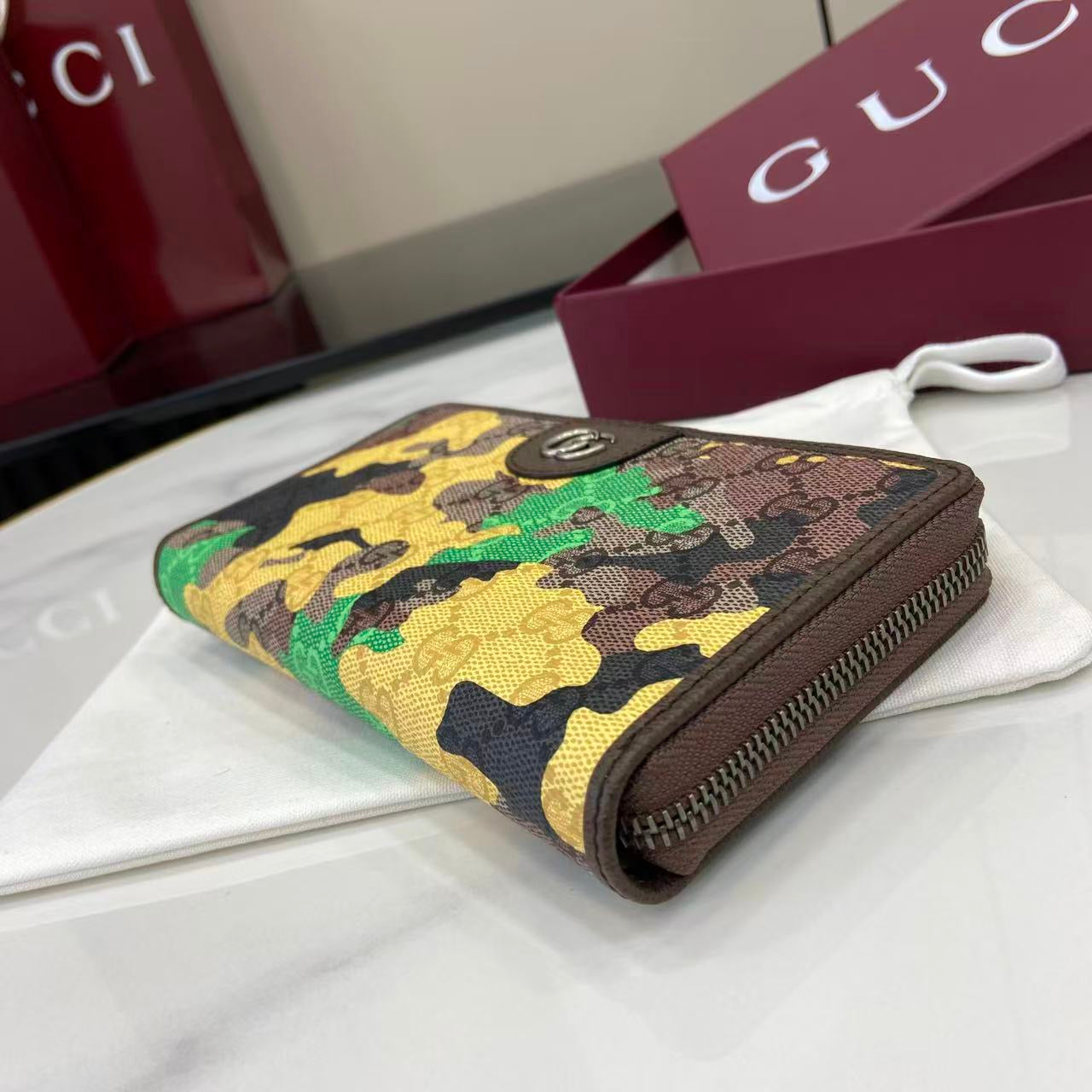 Gucci Long Zipped Wallet