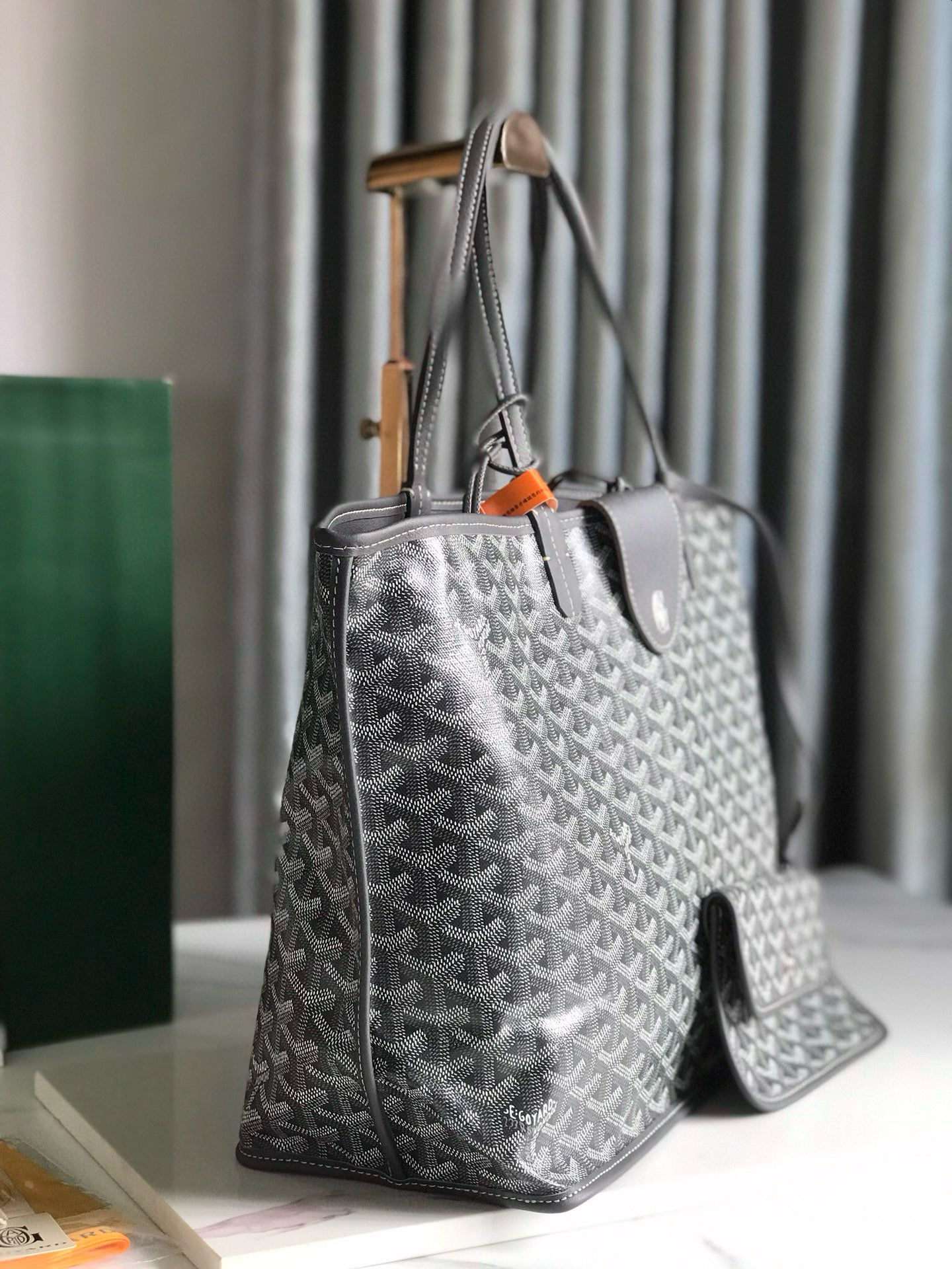 GOYARD REVERSIBLE ANJOU 34*28*15