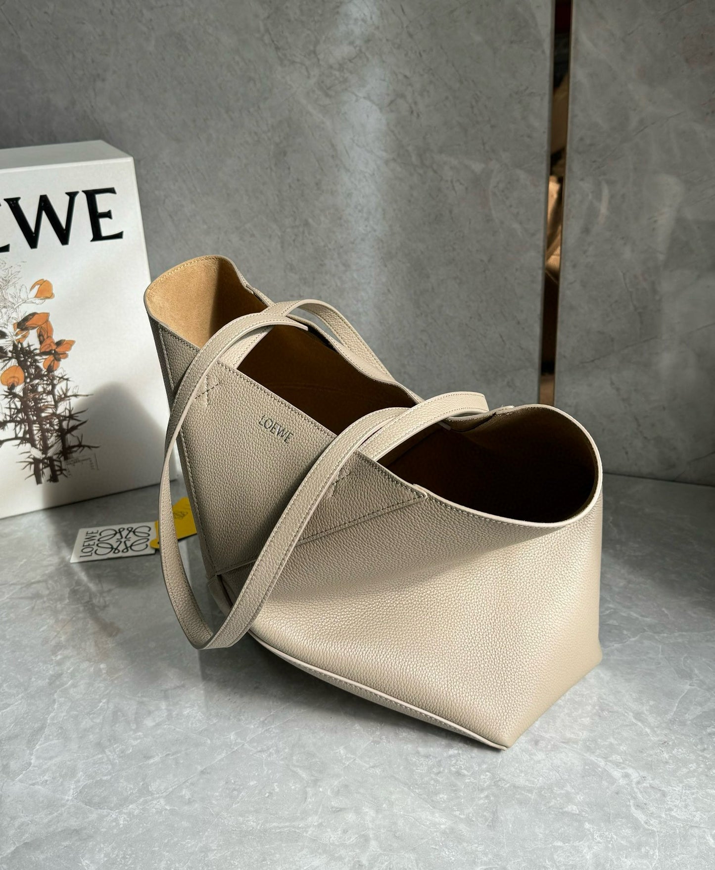 Loewe Puzzle Fold Tote Bag(31.5x12.5x29cm)