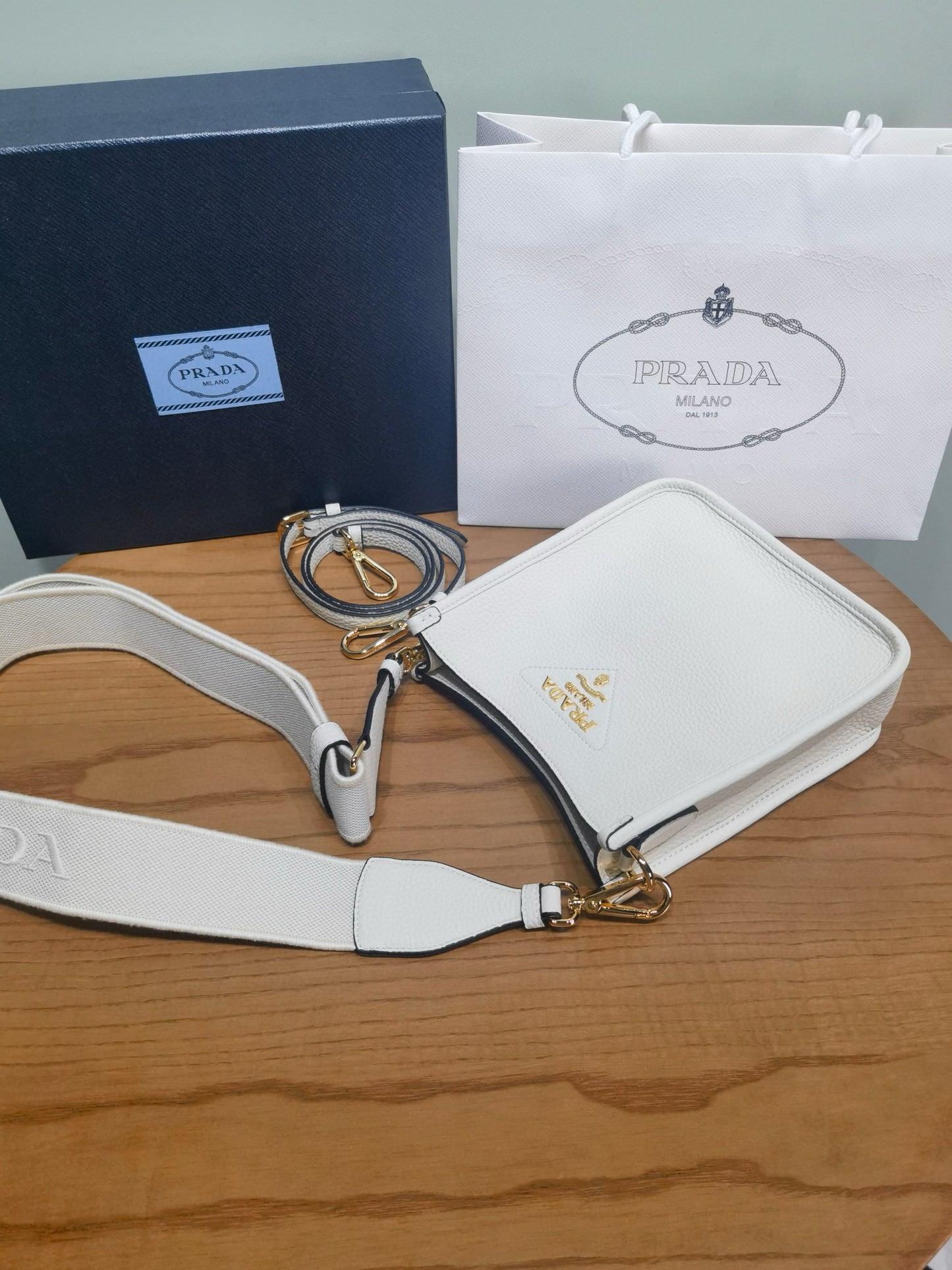 PD Arque Shoulder Bag 19x20x6cm