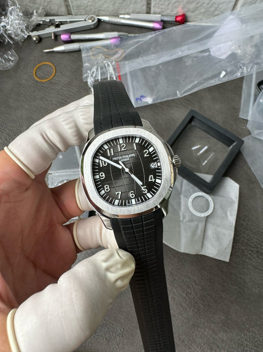 Patek Philippe Aquanaut 5167A-001