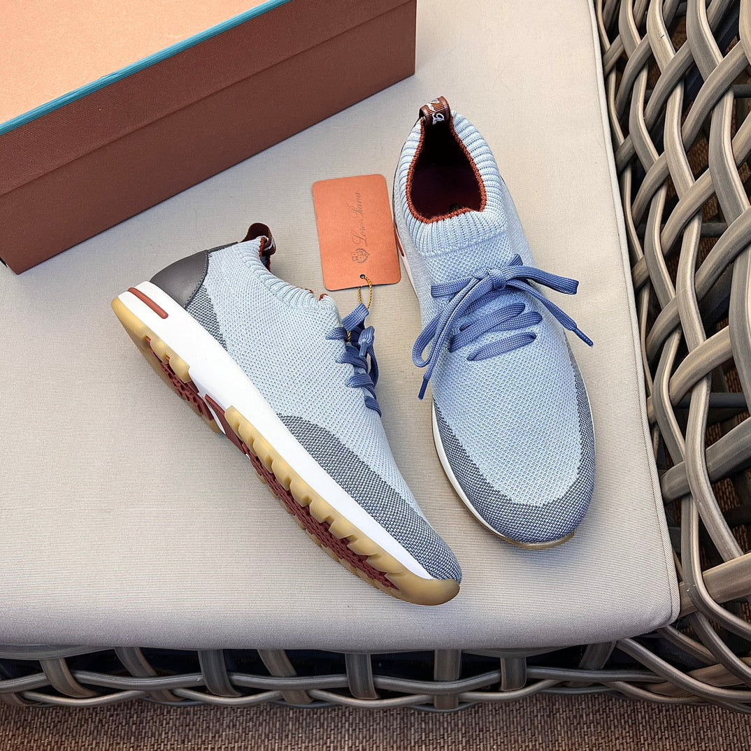 LP Sneakers