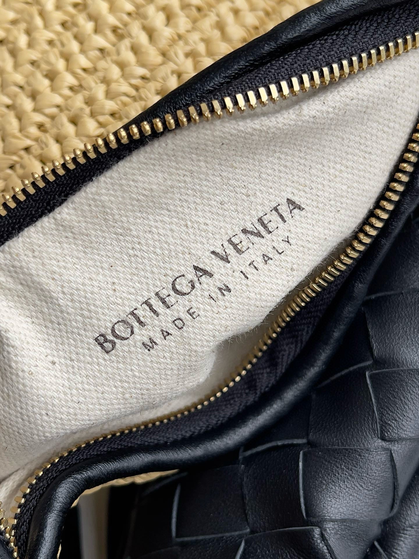BV Gemelli Shoulder Bag