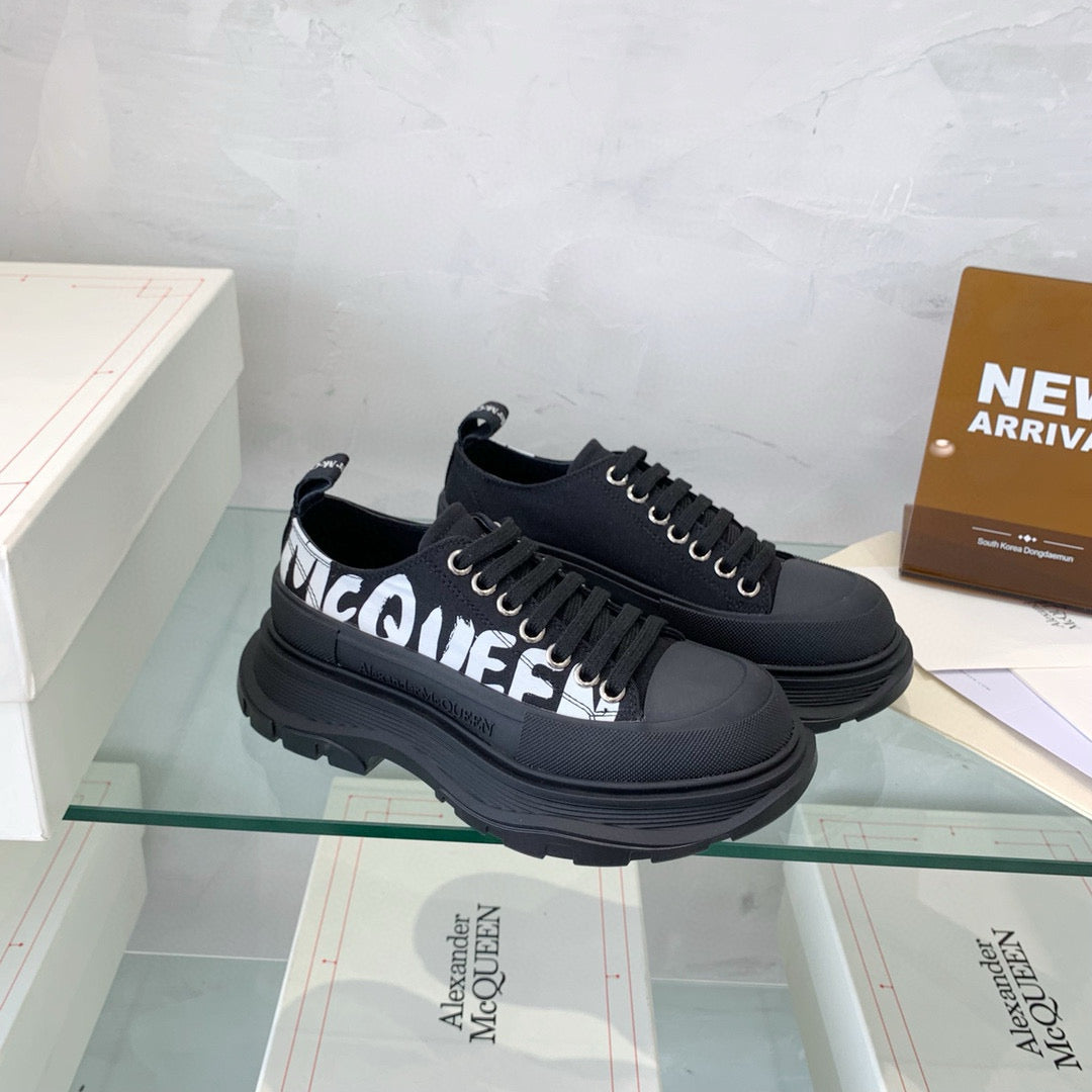 Alexander McQueen Sneakers