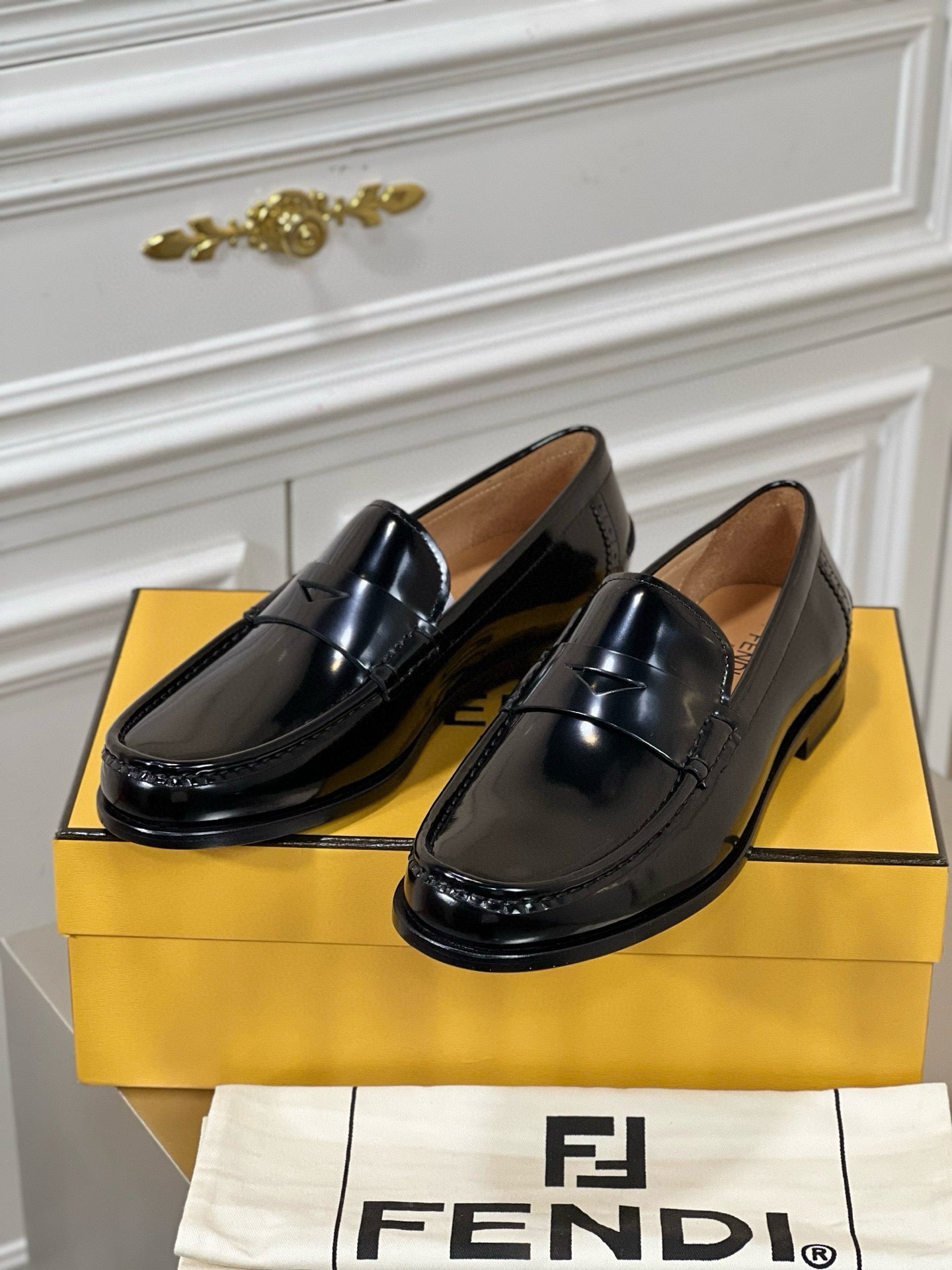 Fendi Loafer