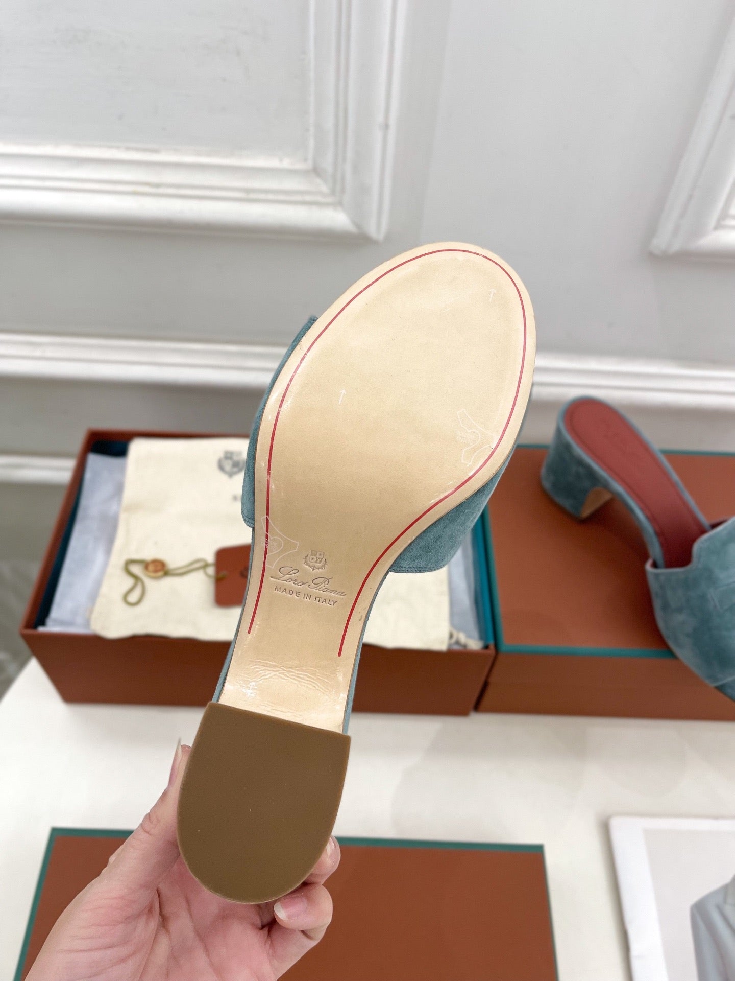 LP Sandals