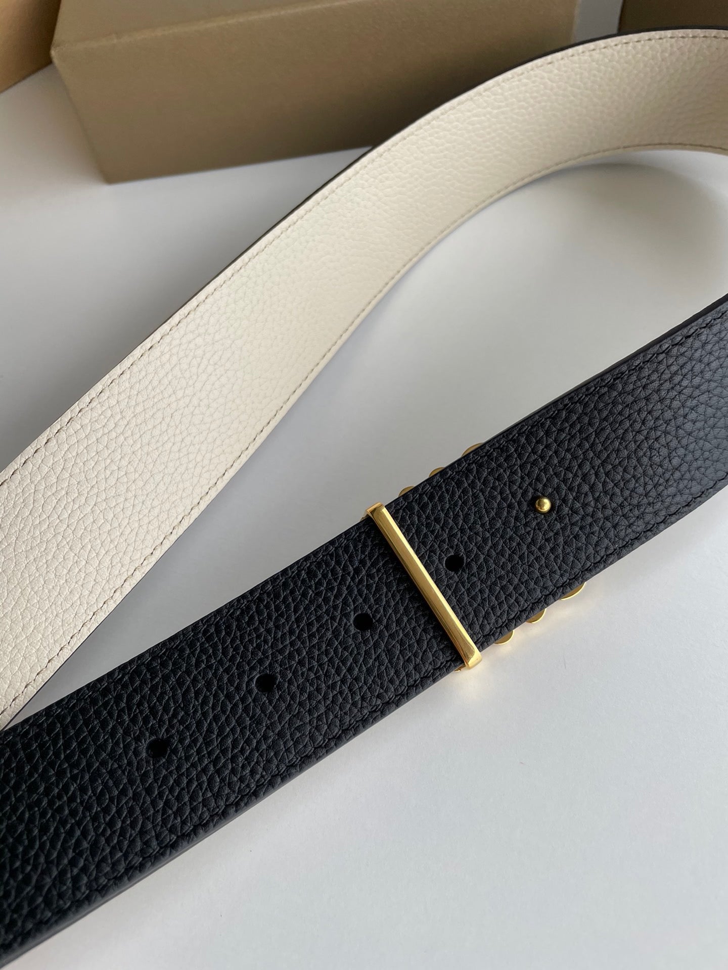 Loewe Belt