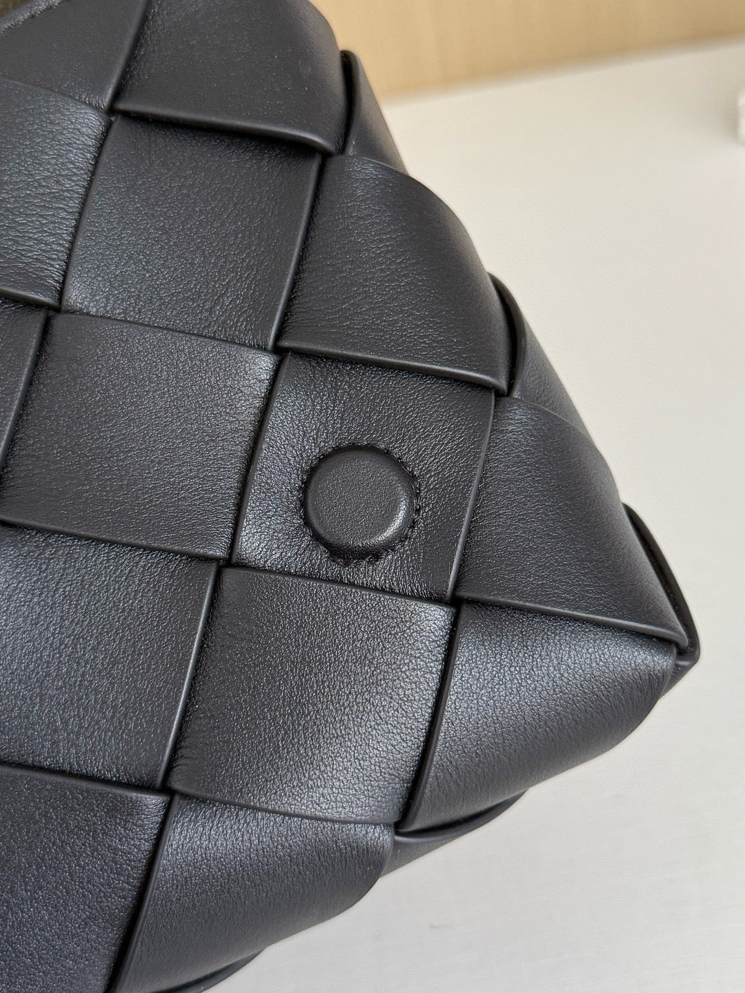 BV Diago Fondant Crossbody Bag