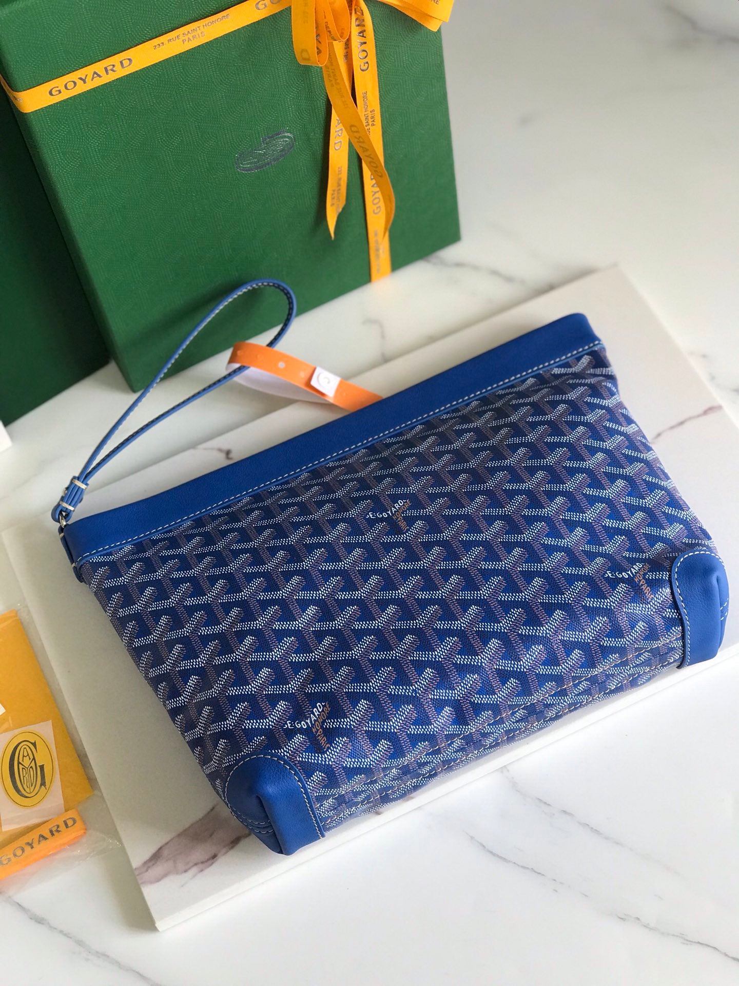 Goyard Conti