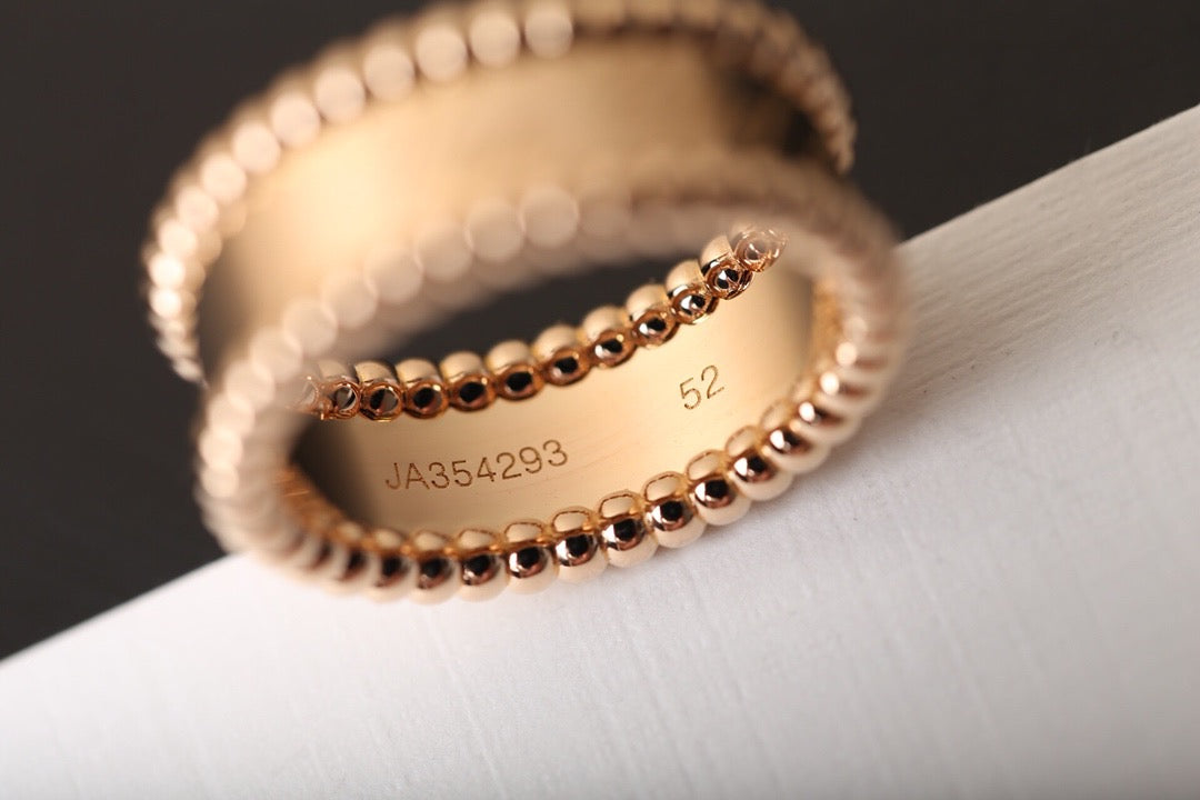 Van Cleef & Arpels Ring