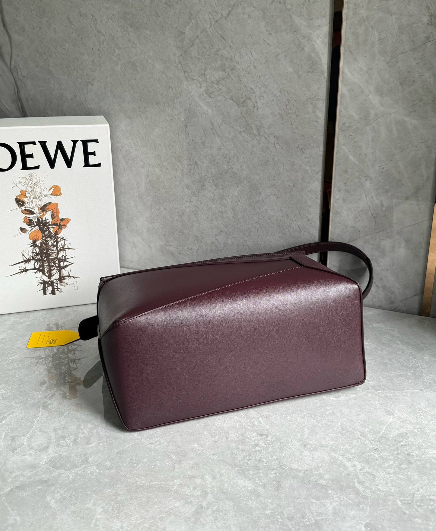 Loewe Puzzle Shoulder Bag(33x21x17cm)