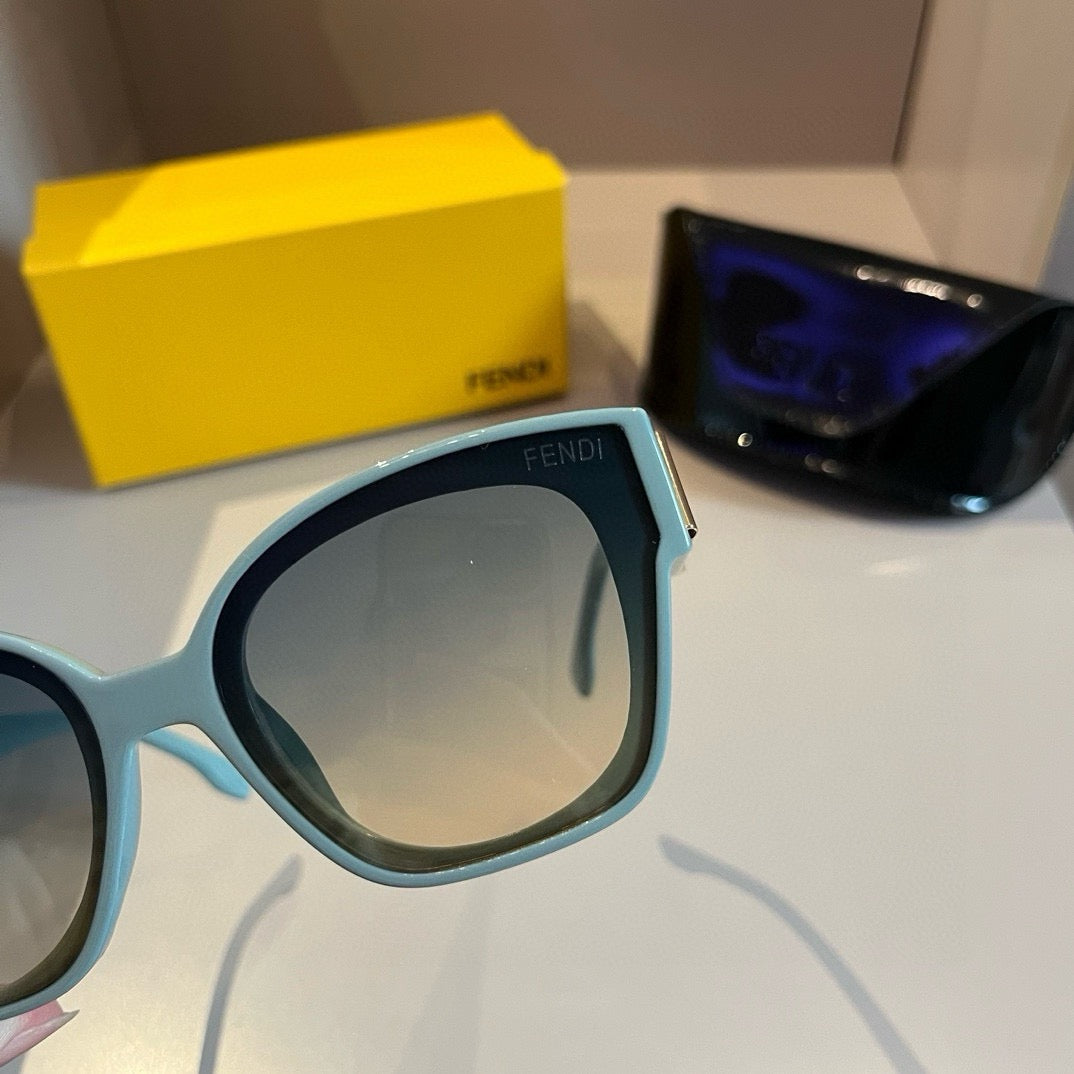 gafas de sol fendi