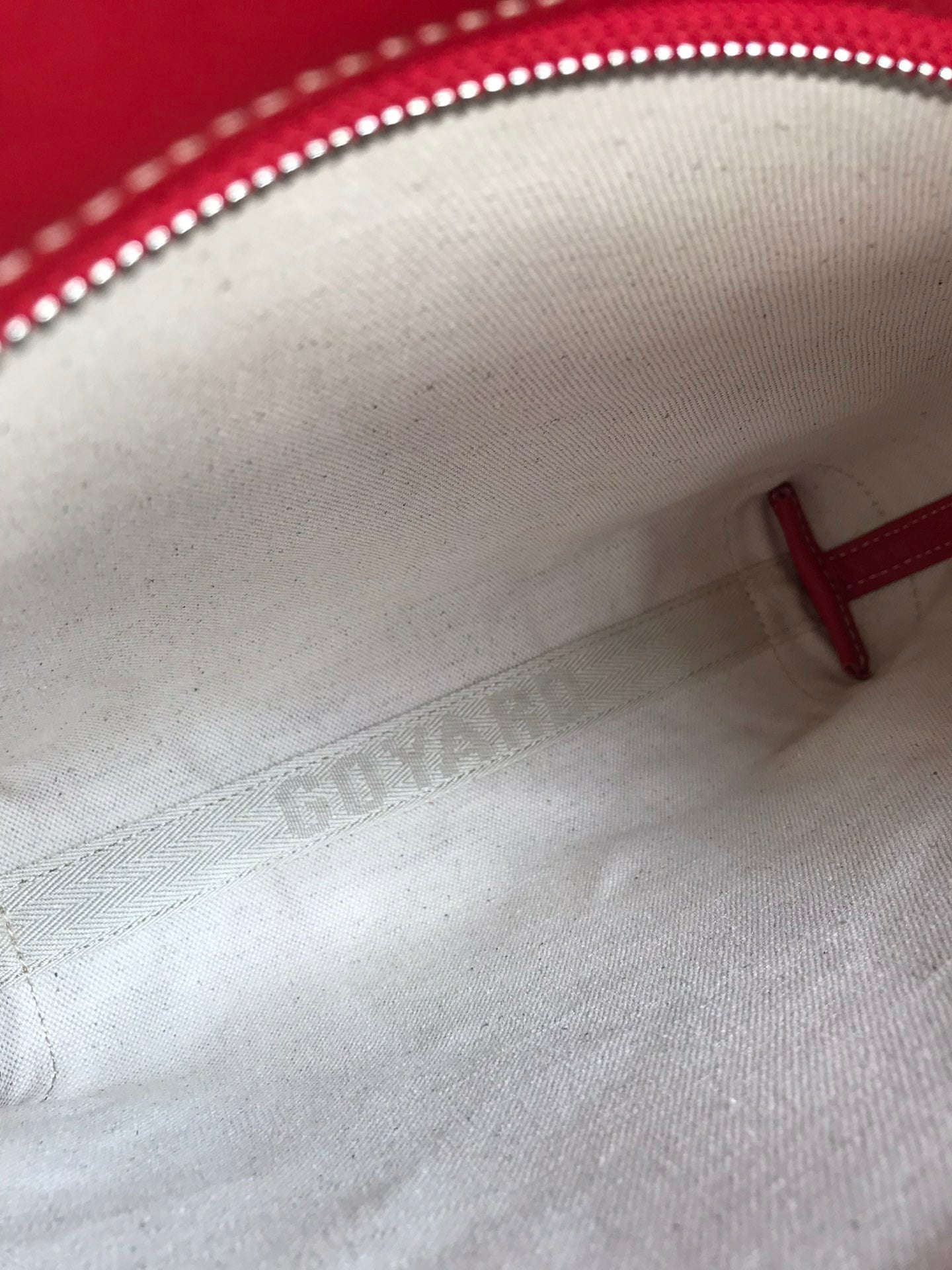 Goyard Conti