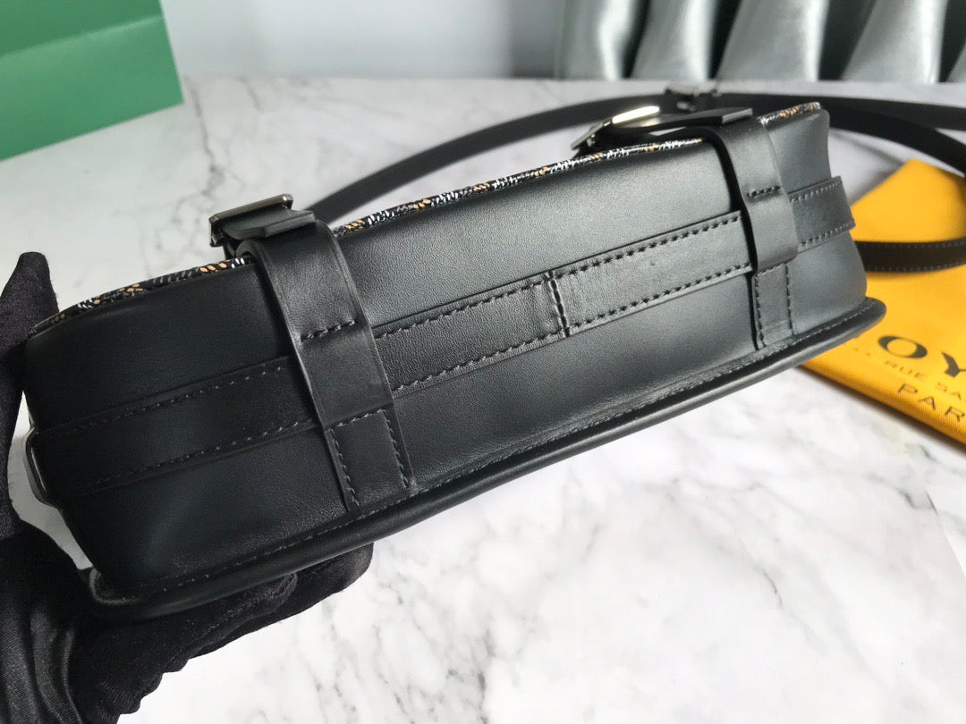GYD Belvedere MM Bag