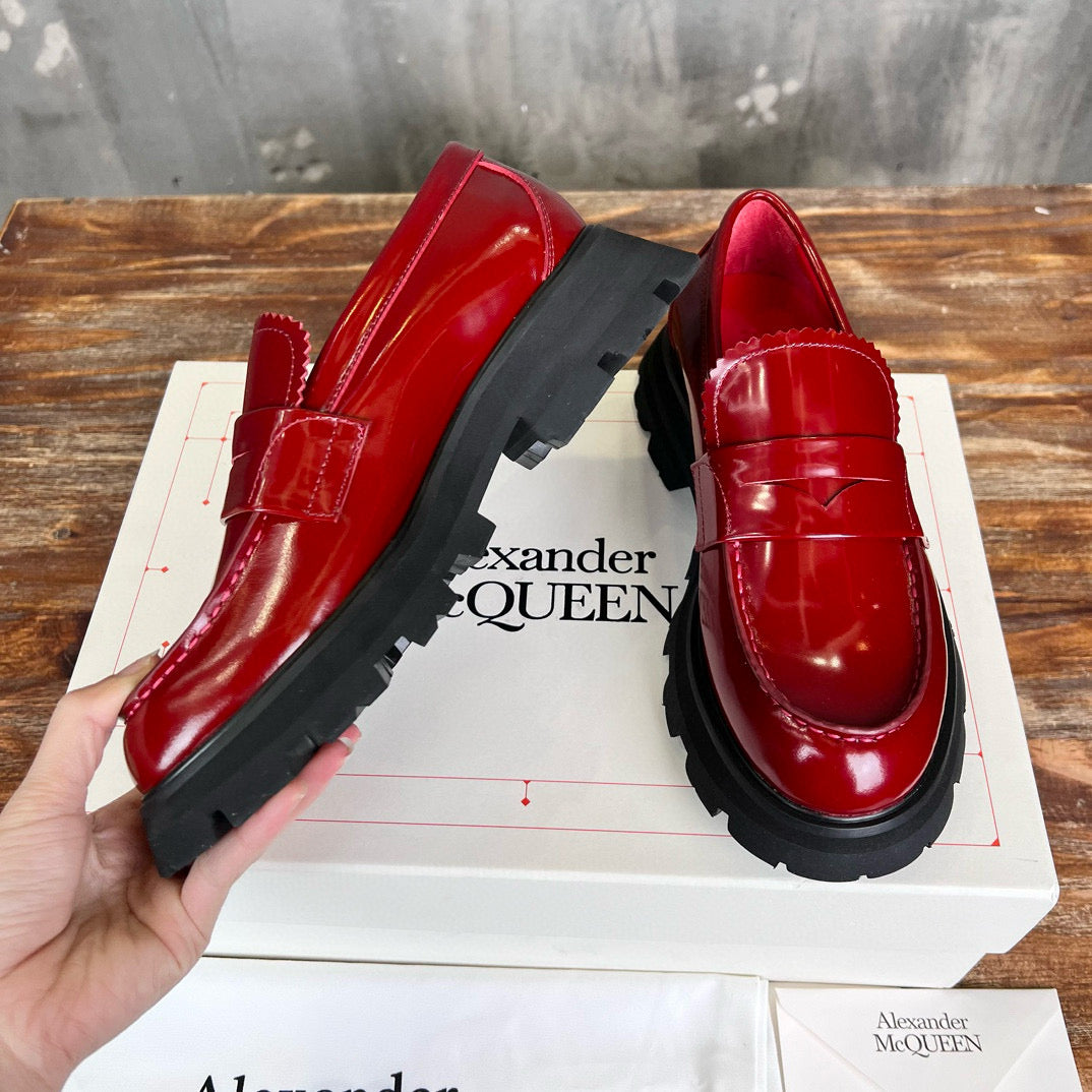 Alexander McQueen Loafer