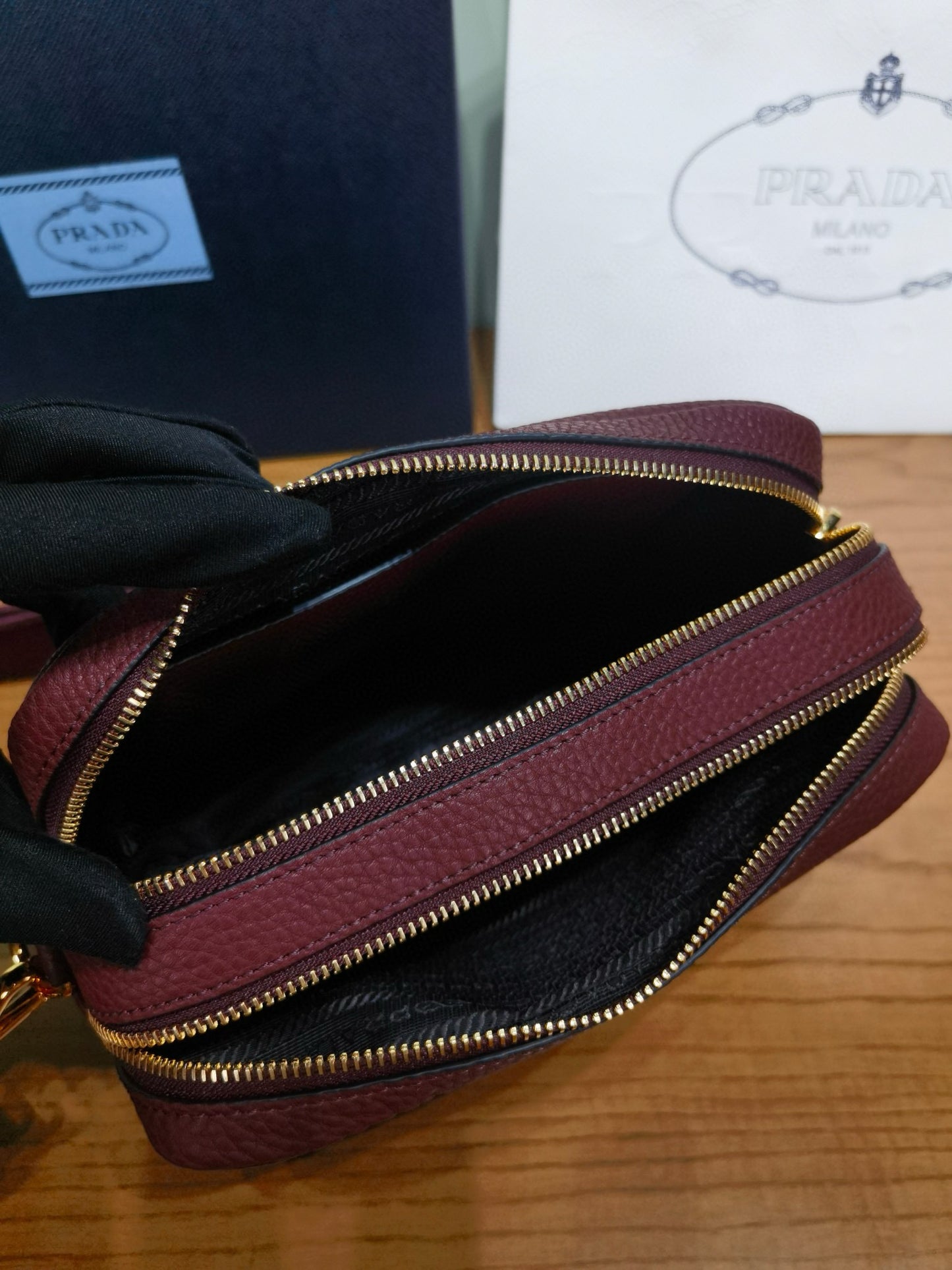 PD Small Camera Crossbody Bag 22x14x8cm