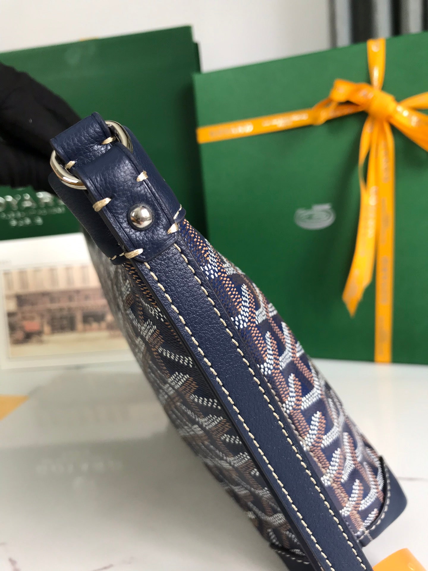 Goyard Conti