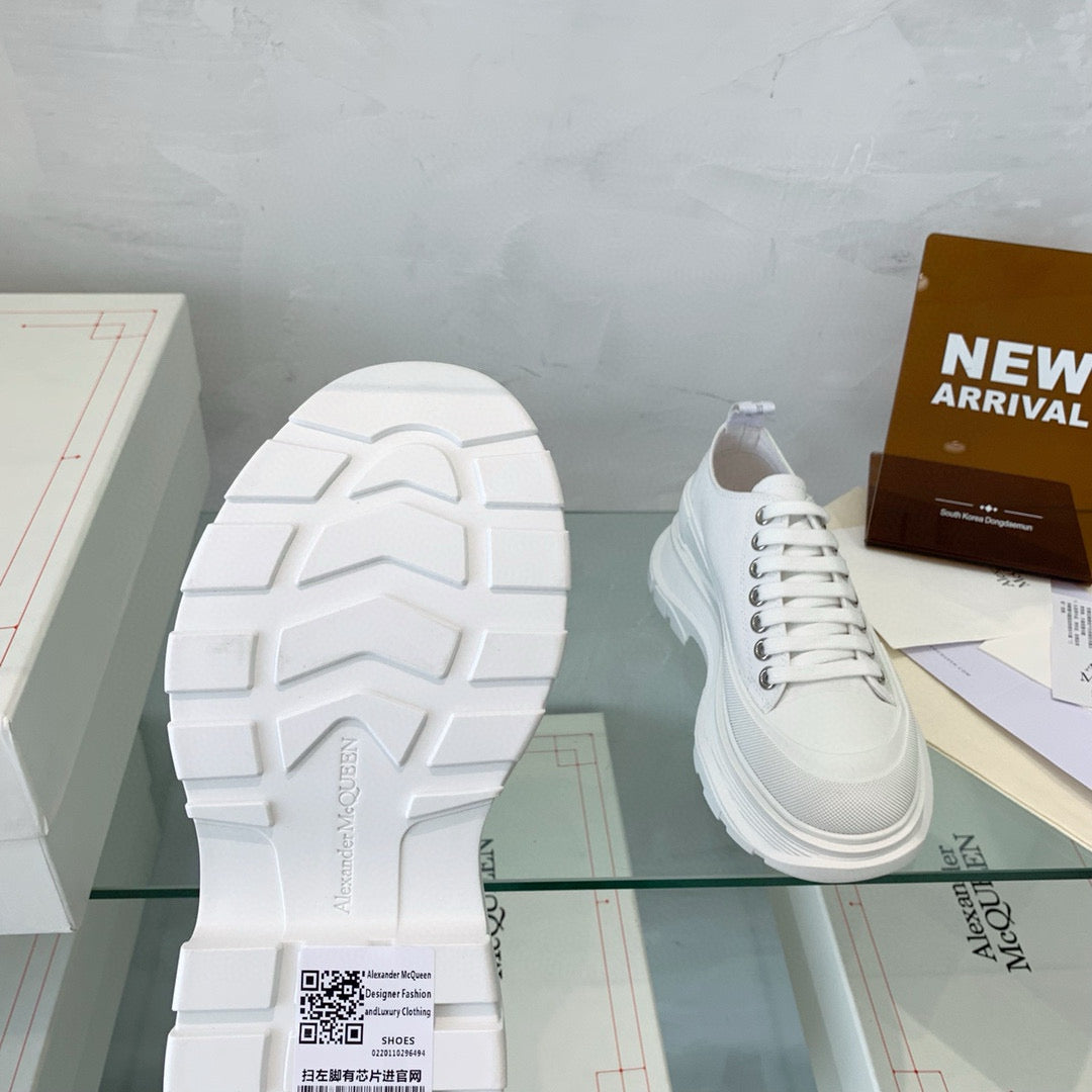 Alexander McQueen Sneakers