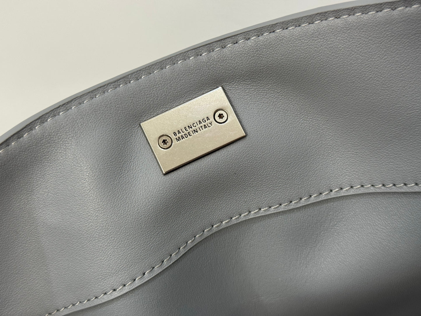 Balenciaga Rodeo Handbag 22x9.9x8.3cm