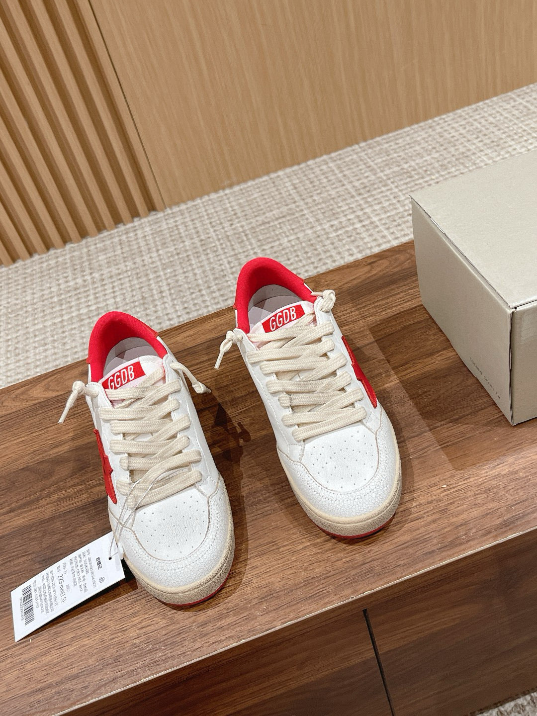 Golden Goose Sneaker