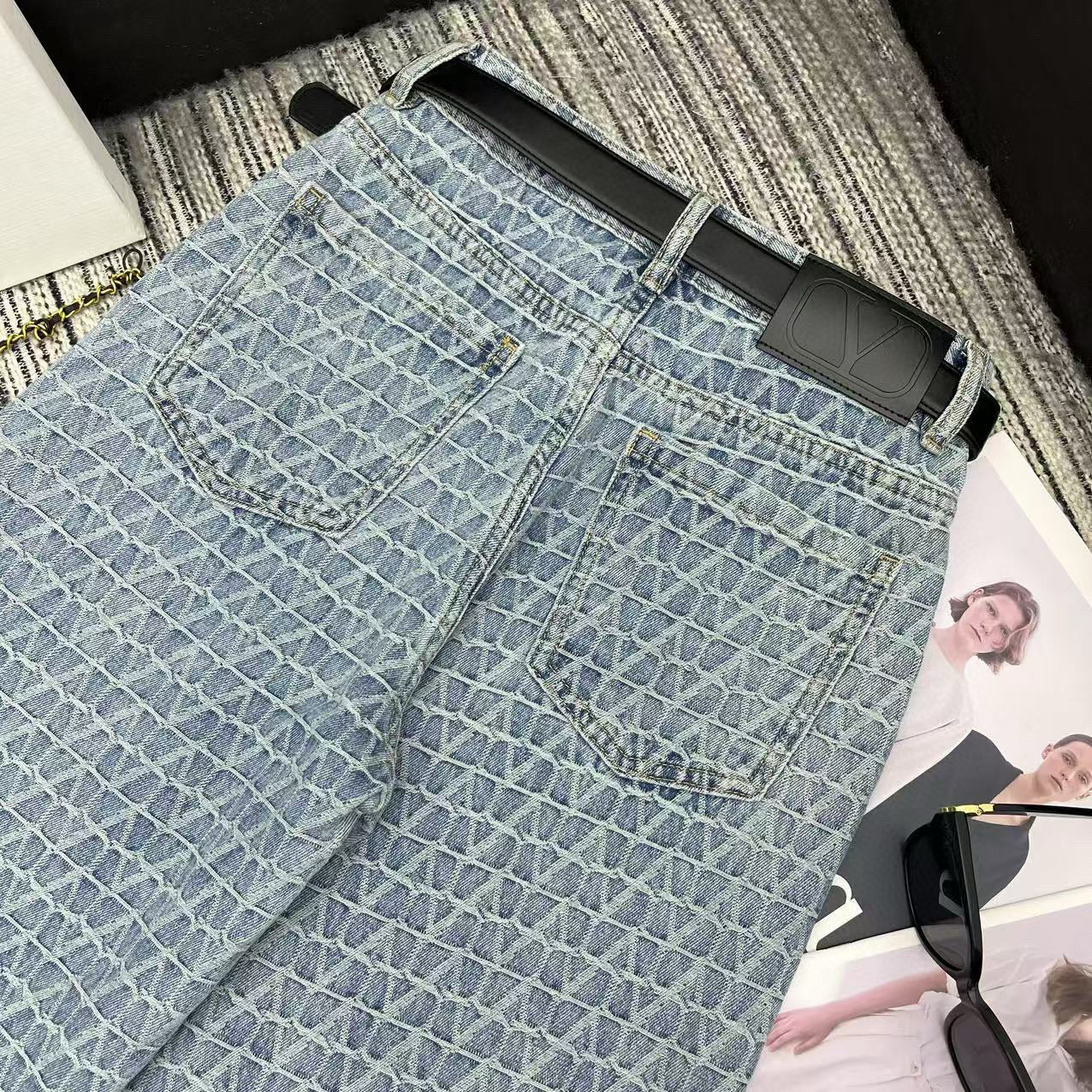 Valentino Long Jeans