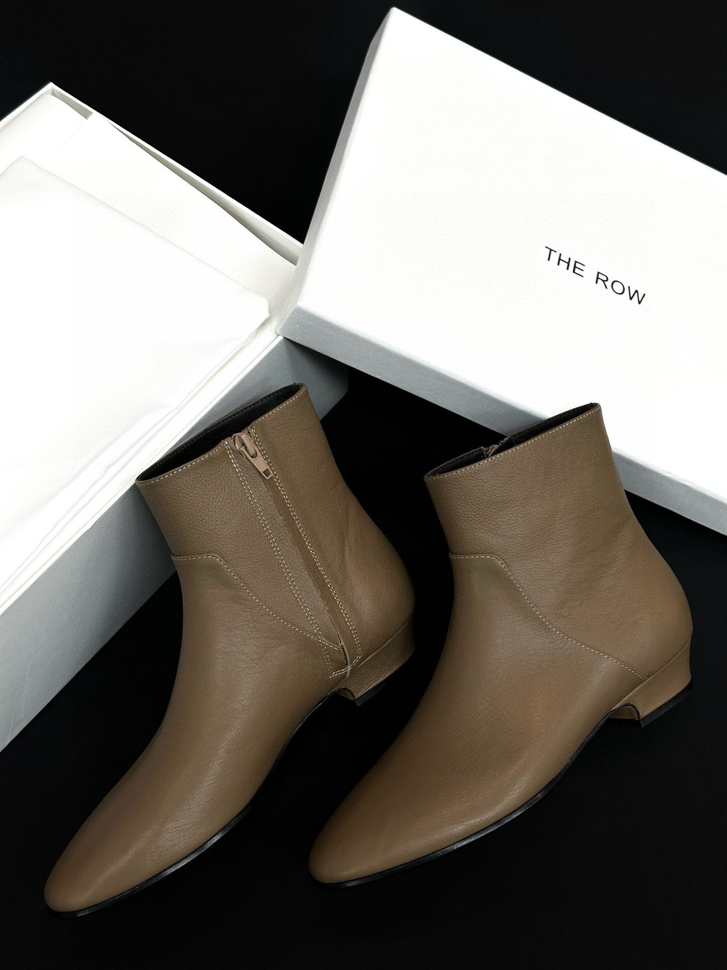 The Row Boot