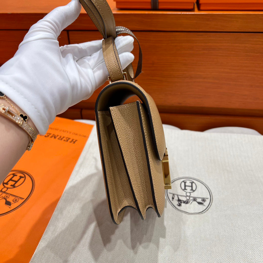 Hermes Constance 19