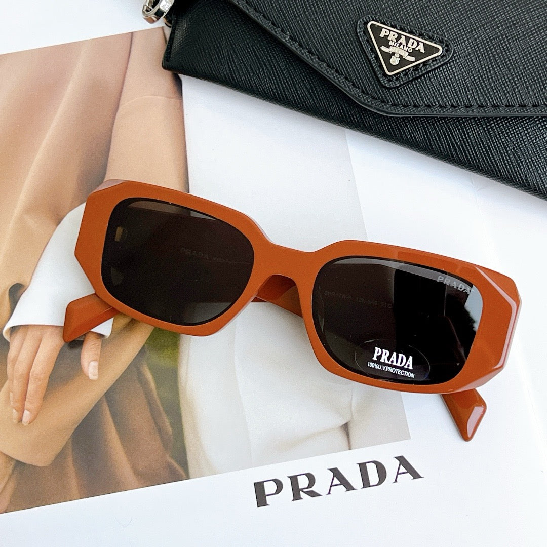 gafas de sol prada