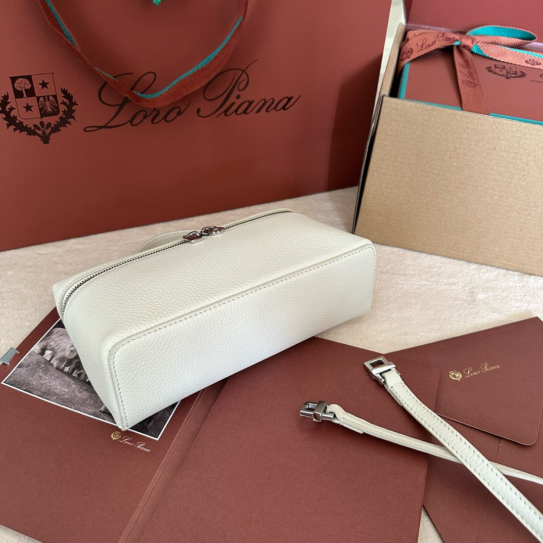 Loro Piana L19（11x19x6.5CM）