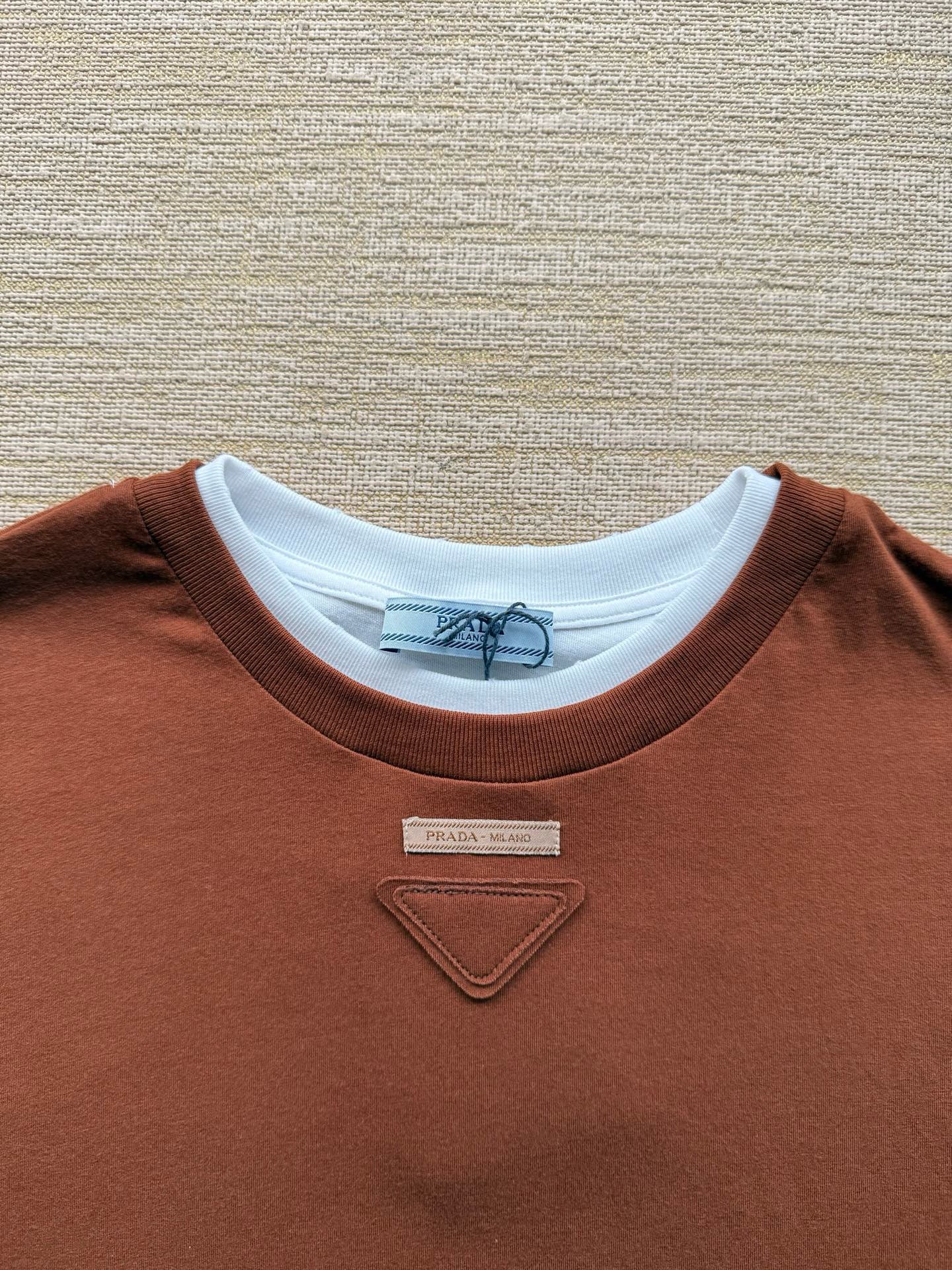 Prada T-Shirt