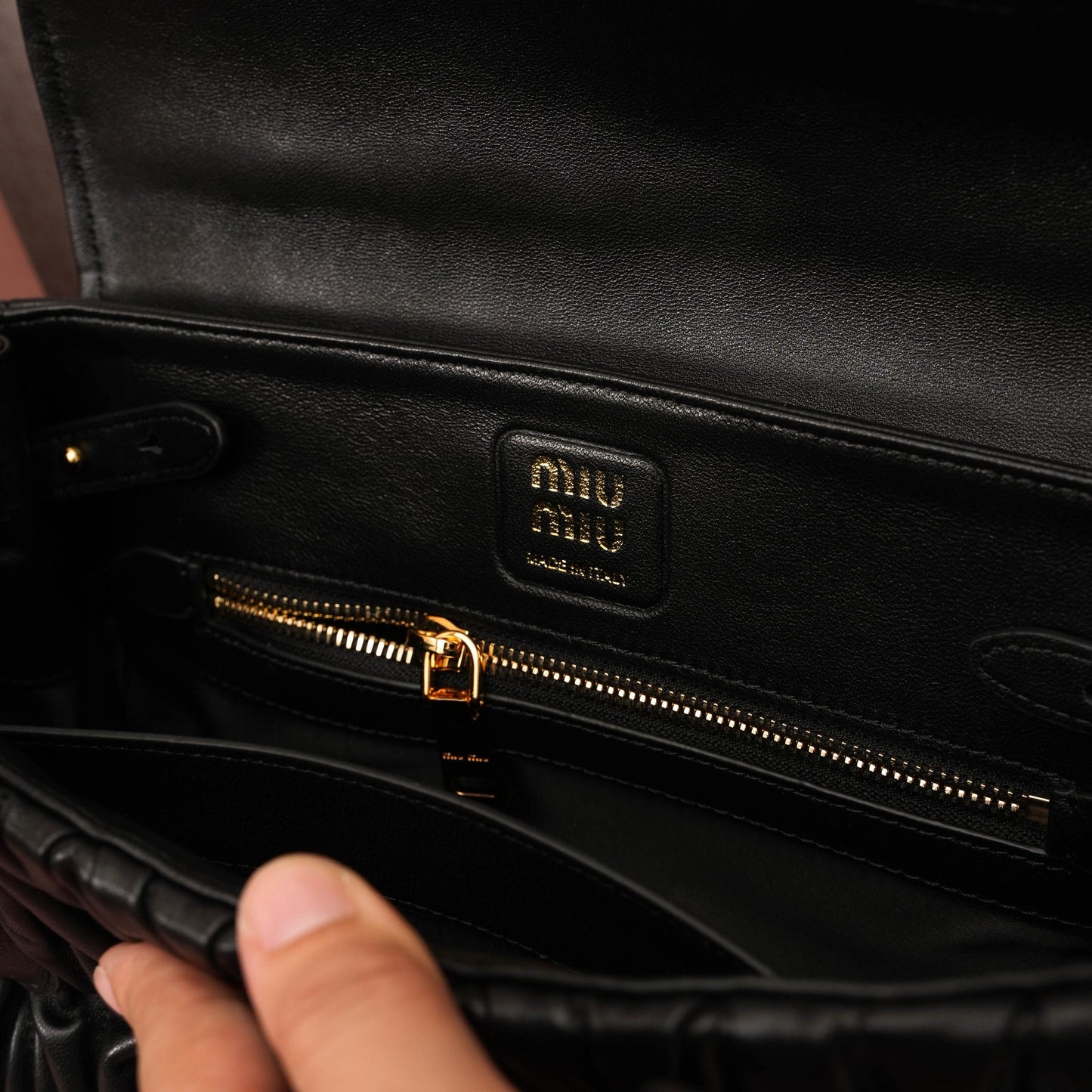 Miu Miu Shoulder Bag 28x15x11cm