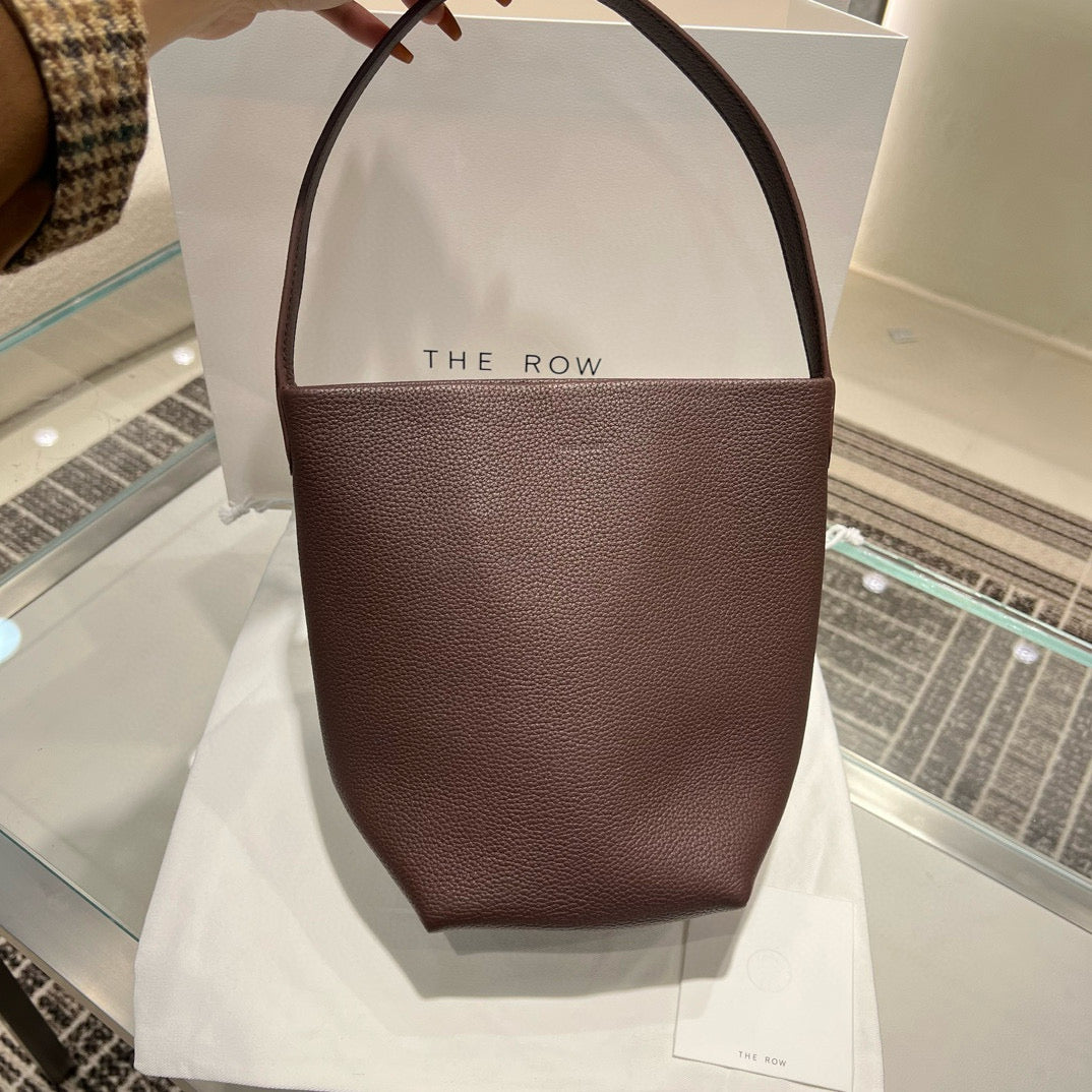 The Row Bucket Bag(24CM*22CM*11CM)