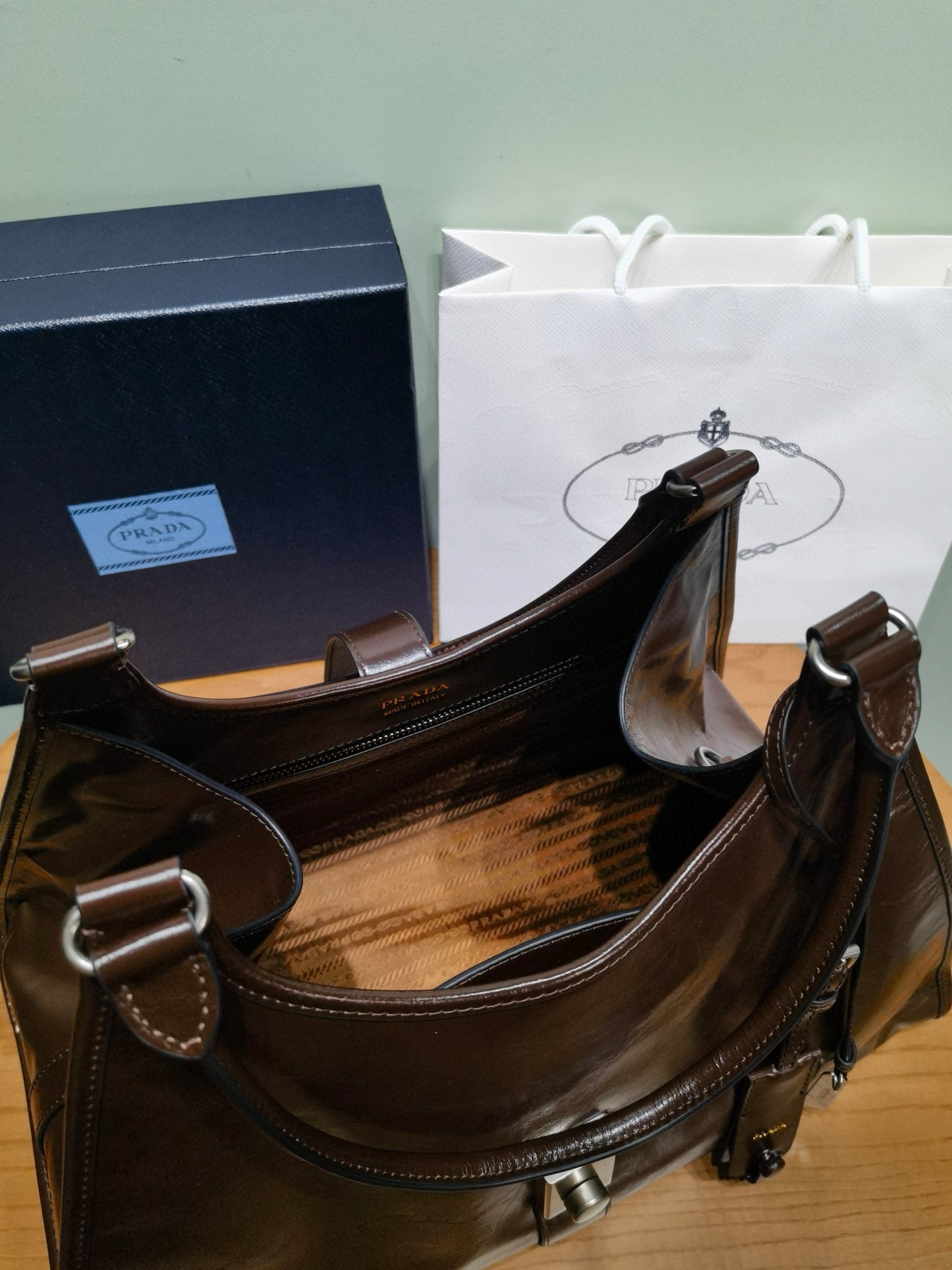 Prada Handbag 42x28x20cm