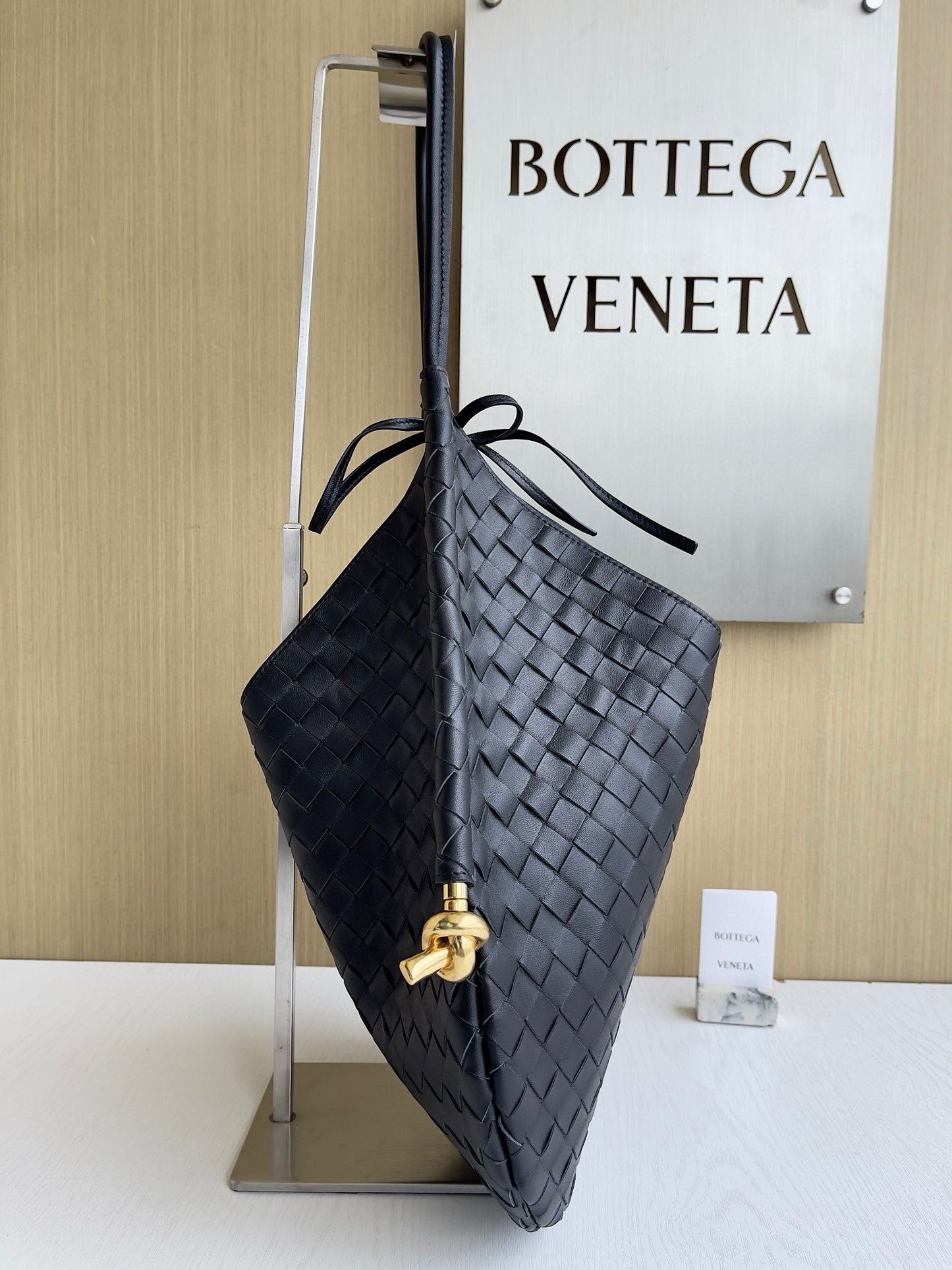BV Solstice Shoulder Bag