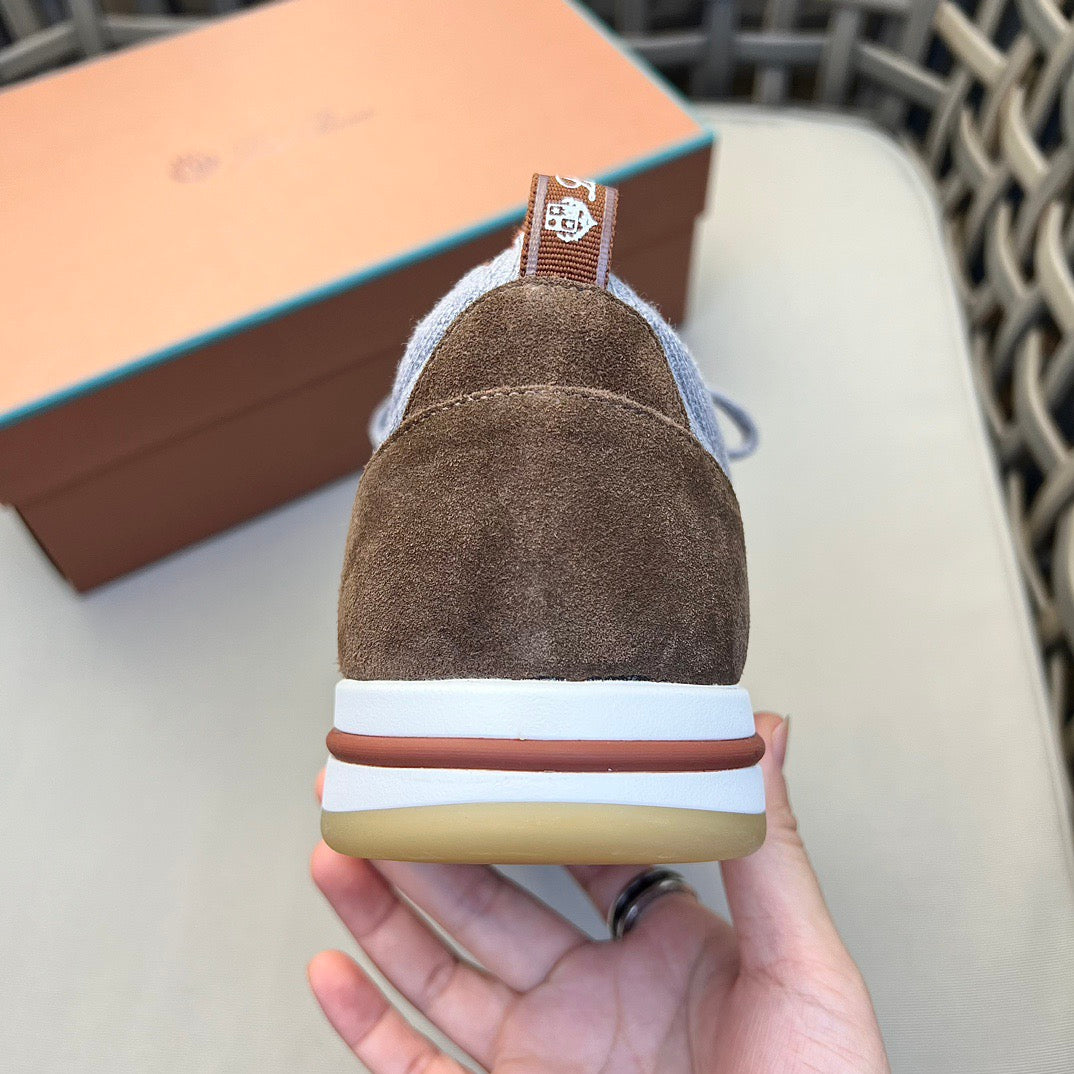 LP Sneakers
