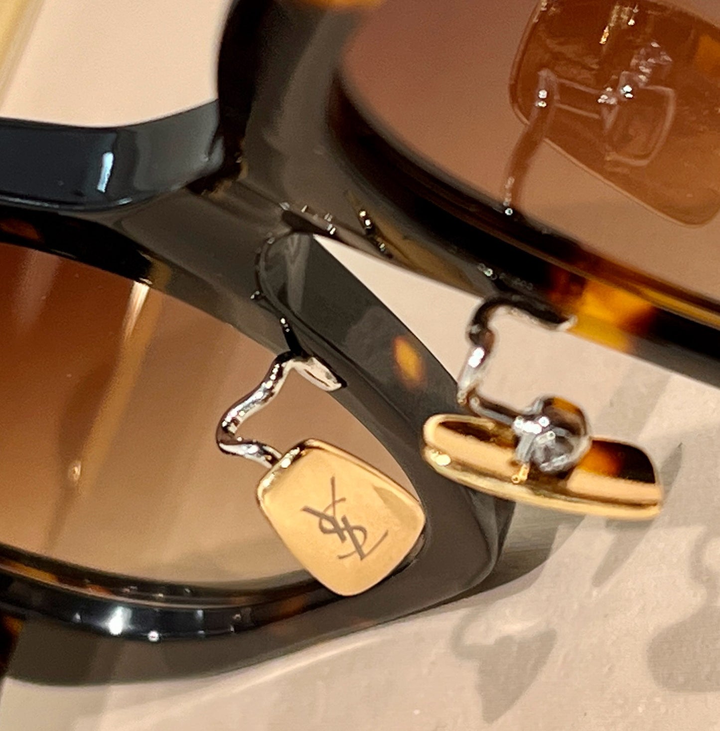 Gafas de sol YSL