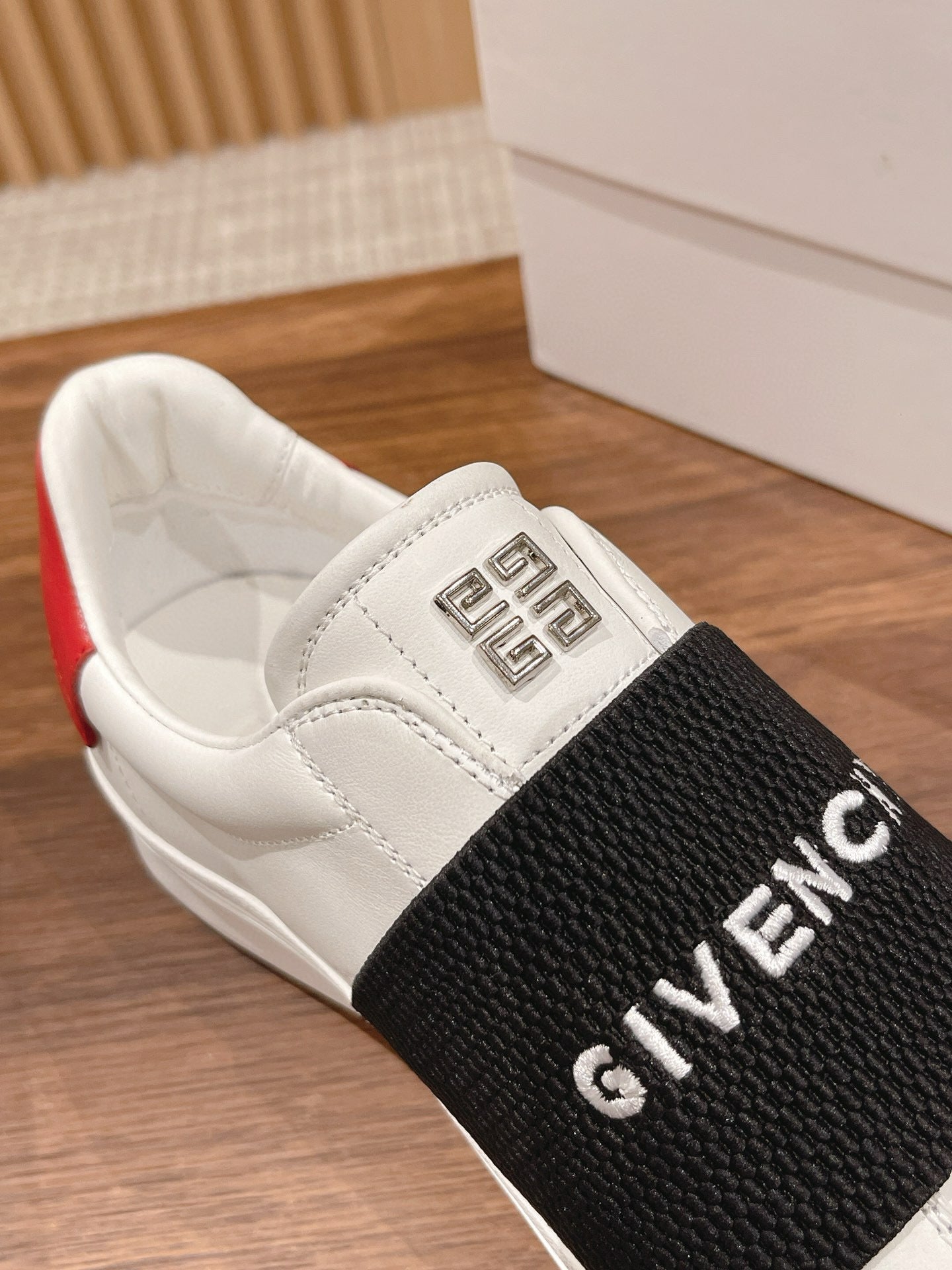Givenchy Sneakers