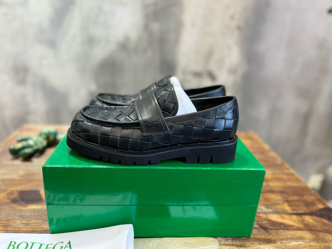 BV Loafer