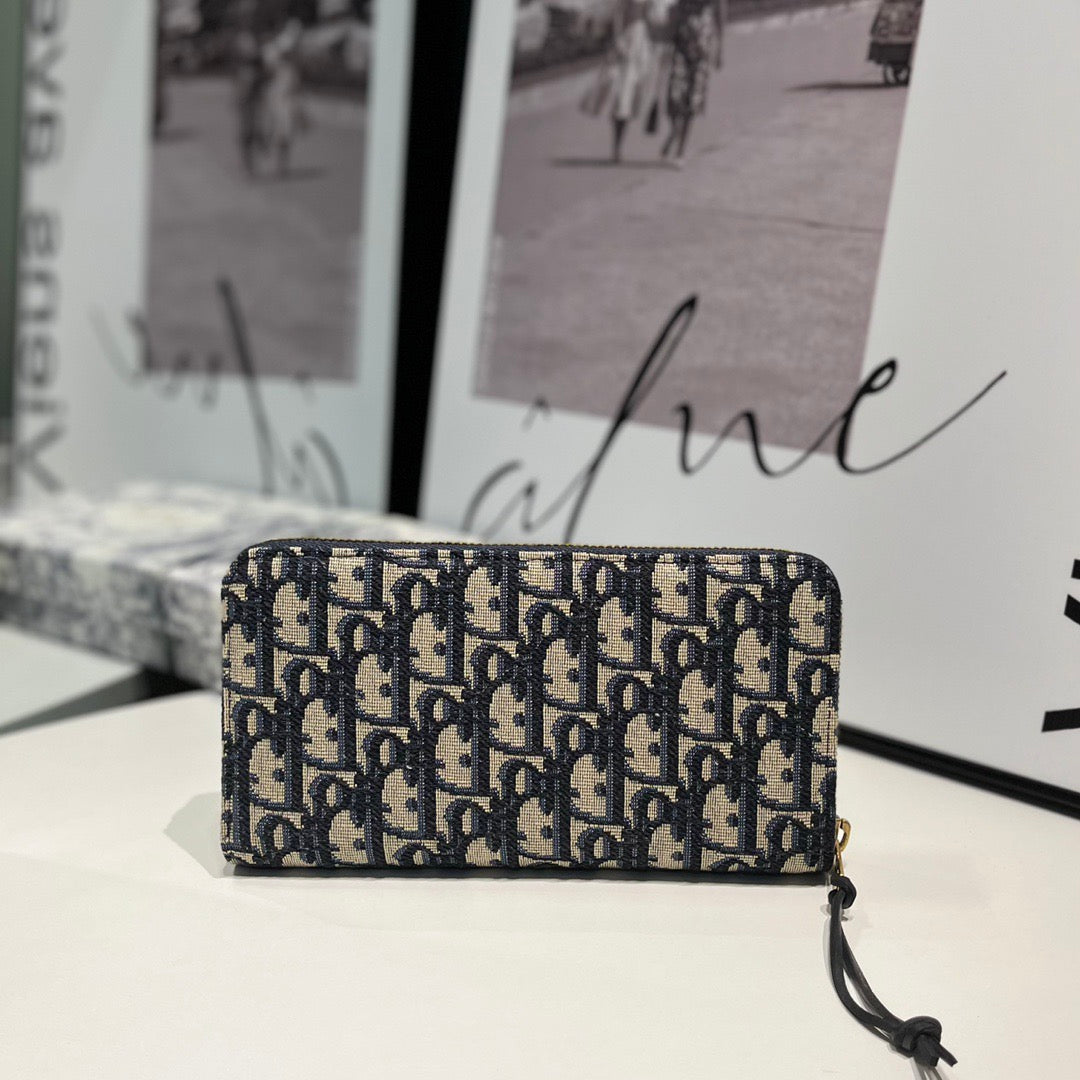 Dior Wallet