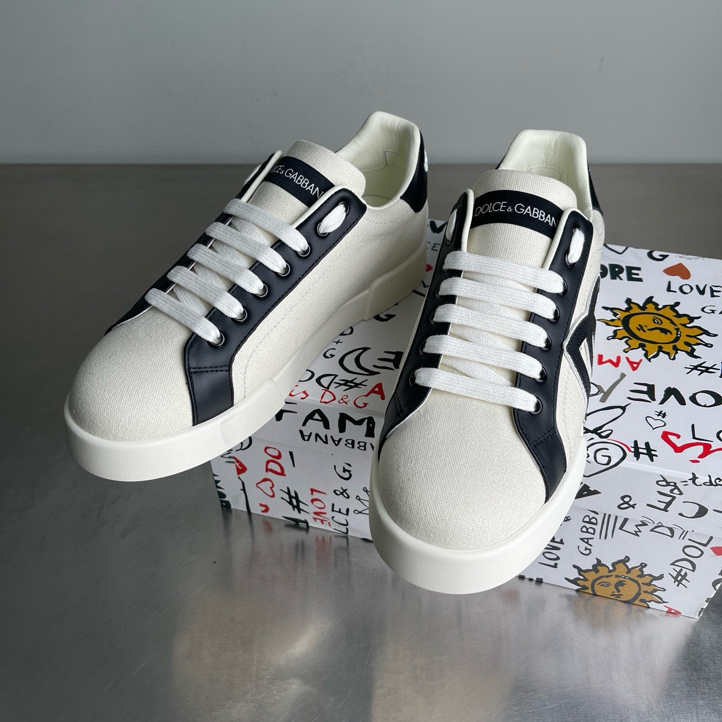 DG Sneakers