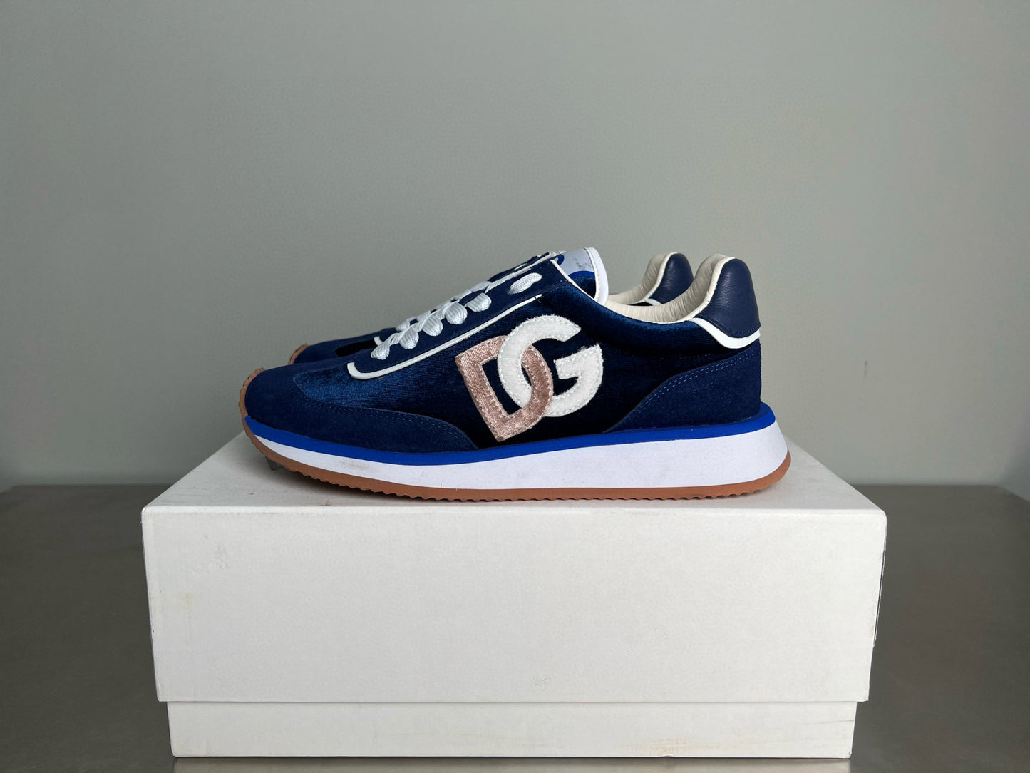 DG Sneakers