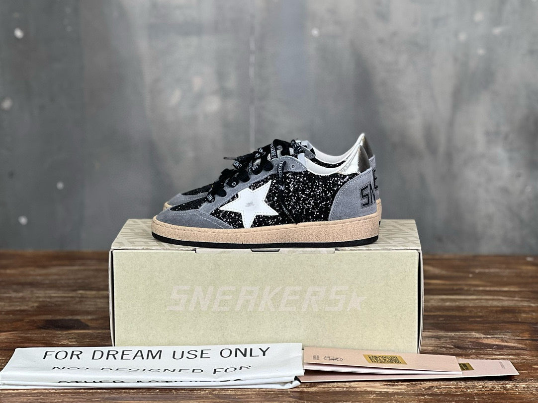 Golden Goose Sneaker