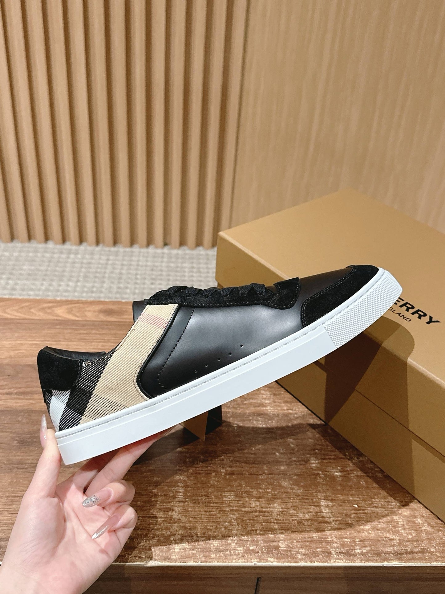 Burberry Sneakers