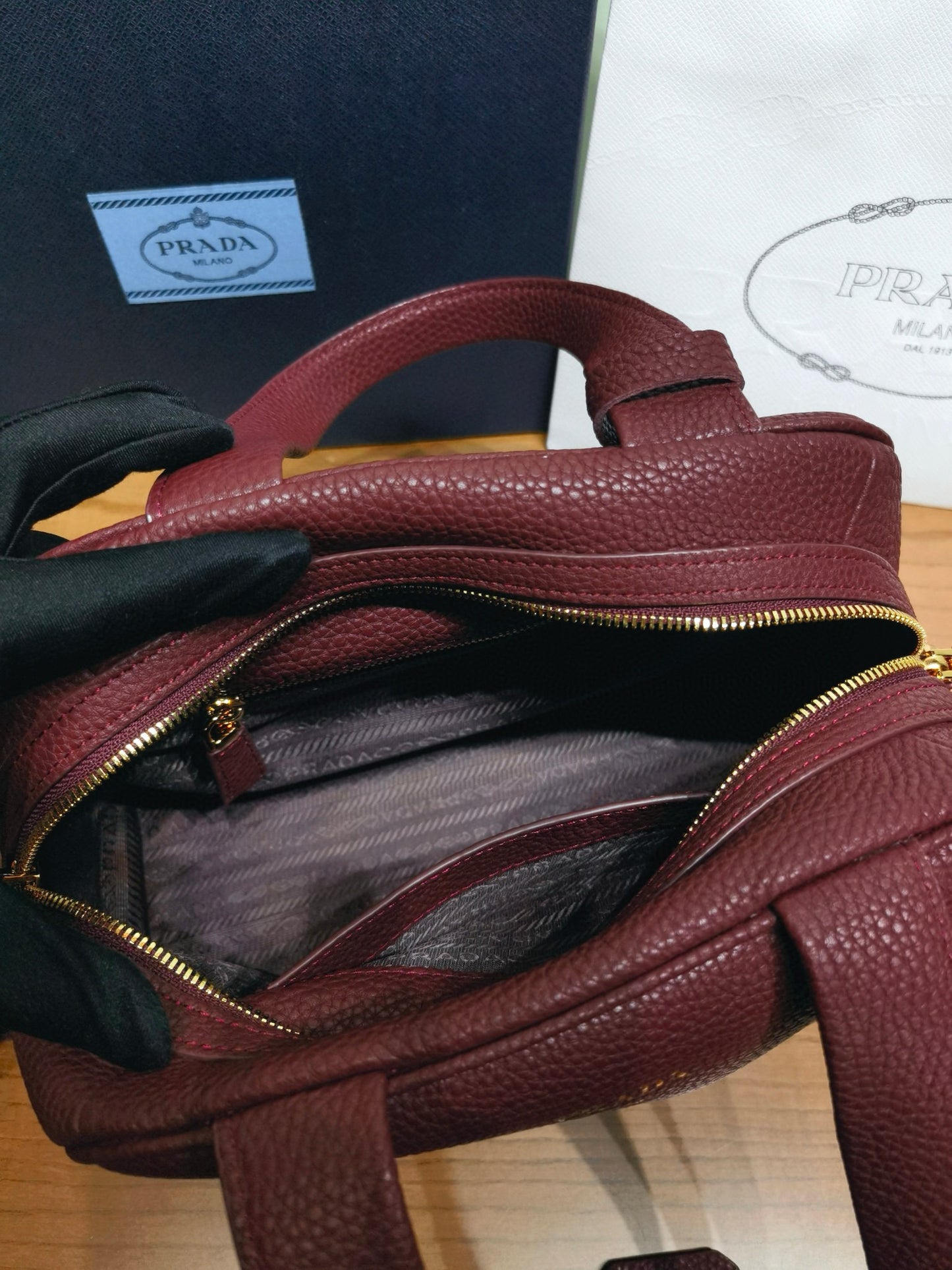 PD Leather Top-Handle Bag
 28x20x13cm