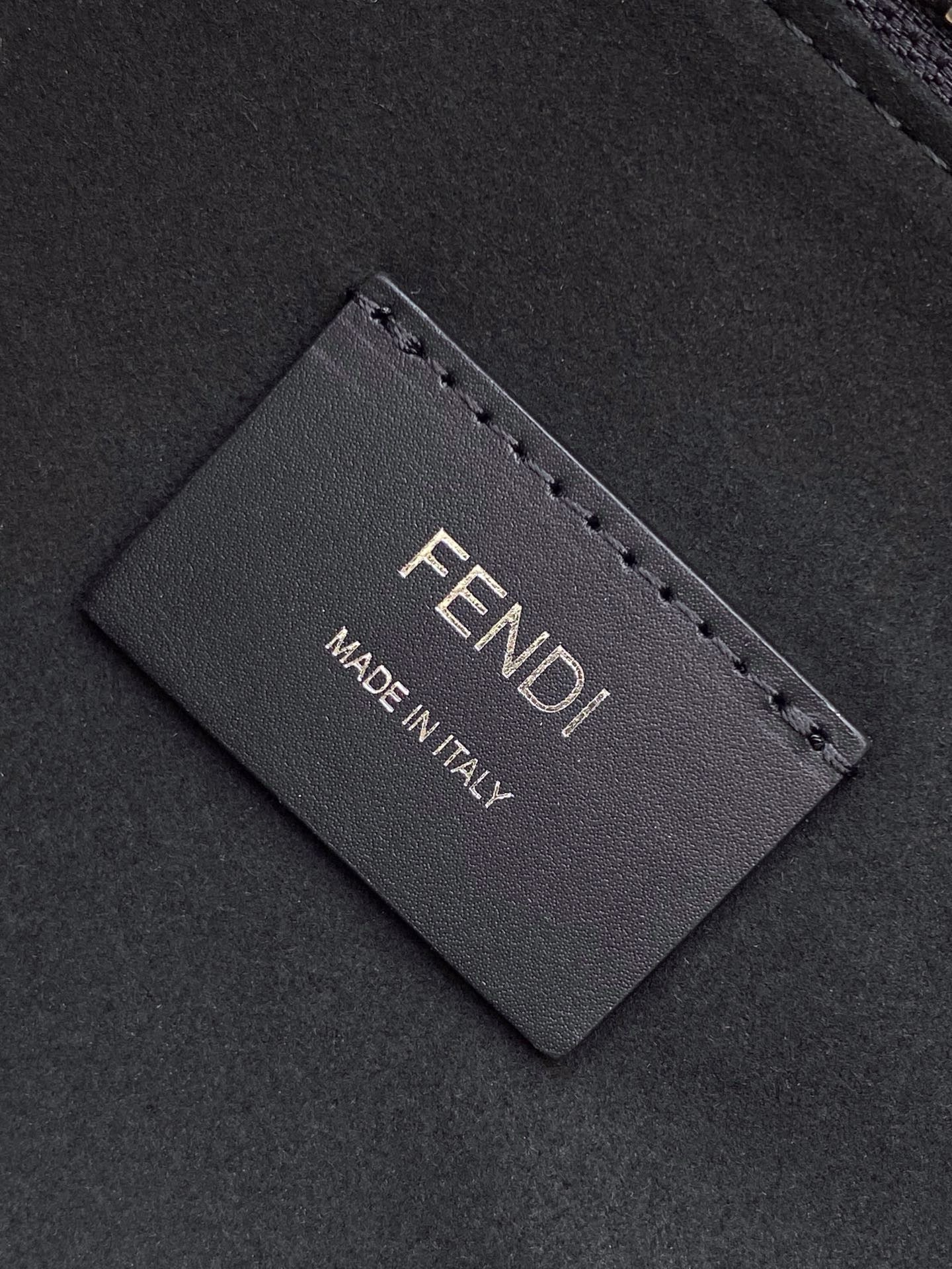 Fendi Messenger Bag