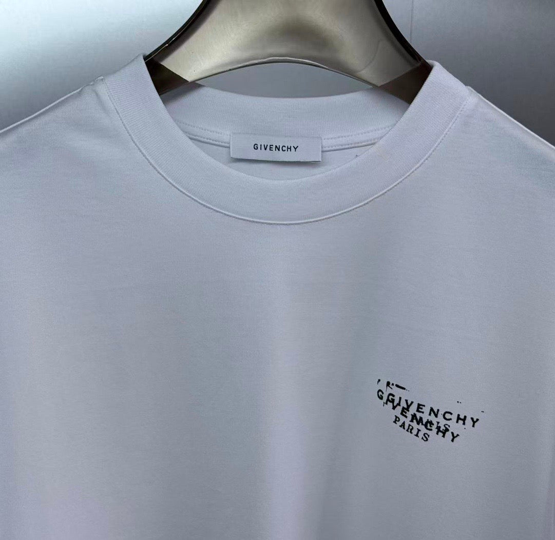 Givenchy T-Shirt